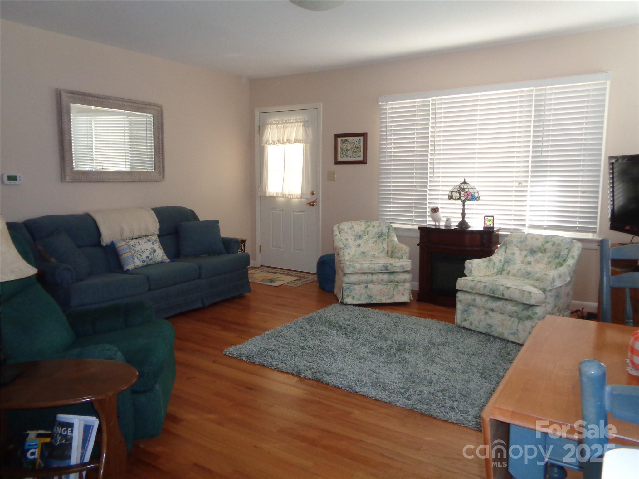 230 Leisure Lane Property Photo 2