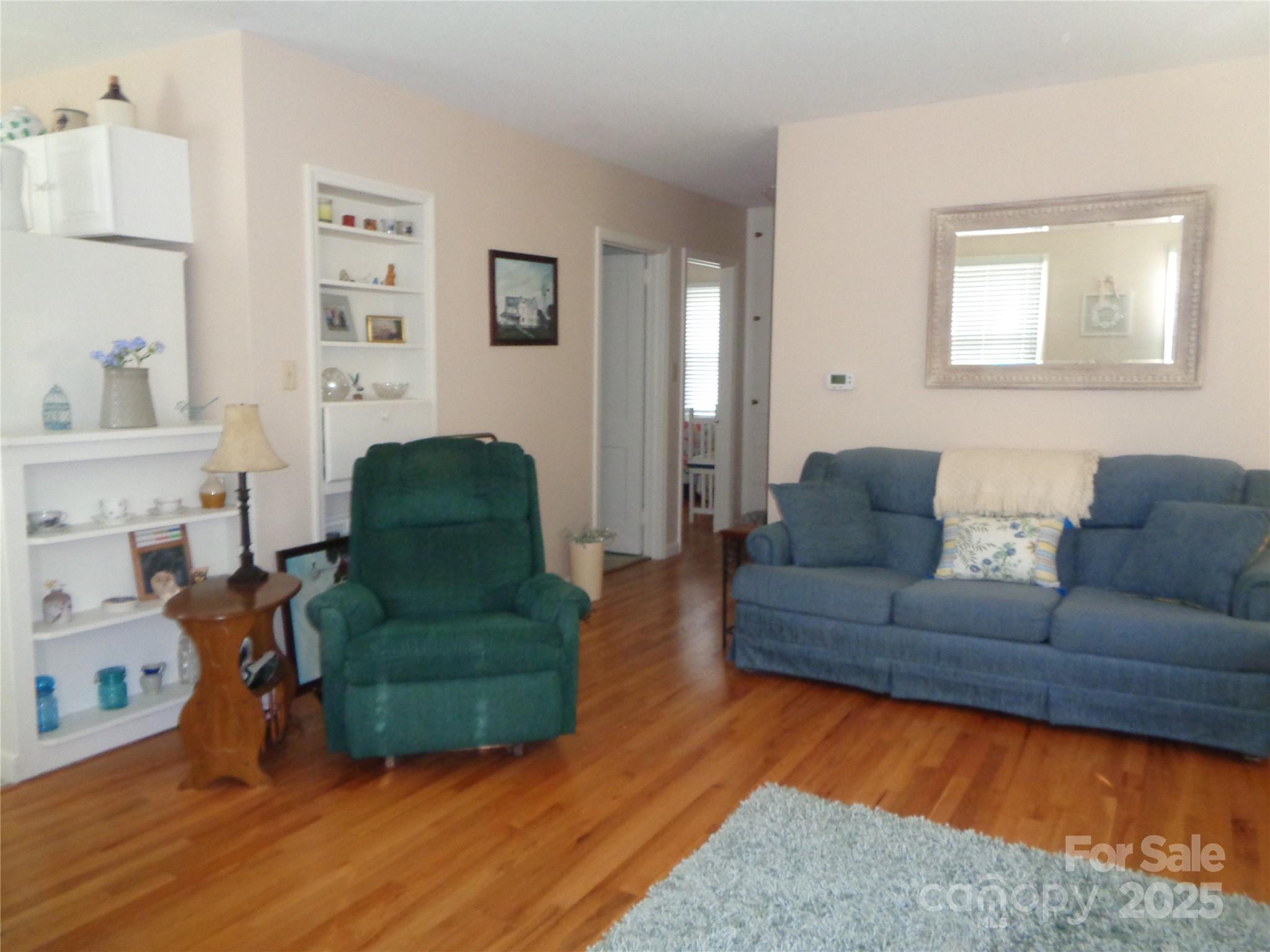 230 Leisure Lane Property Photo 4