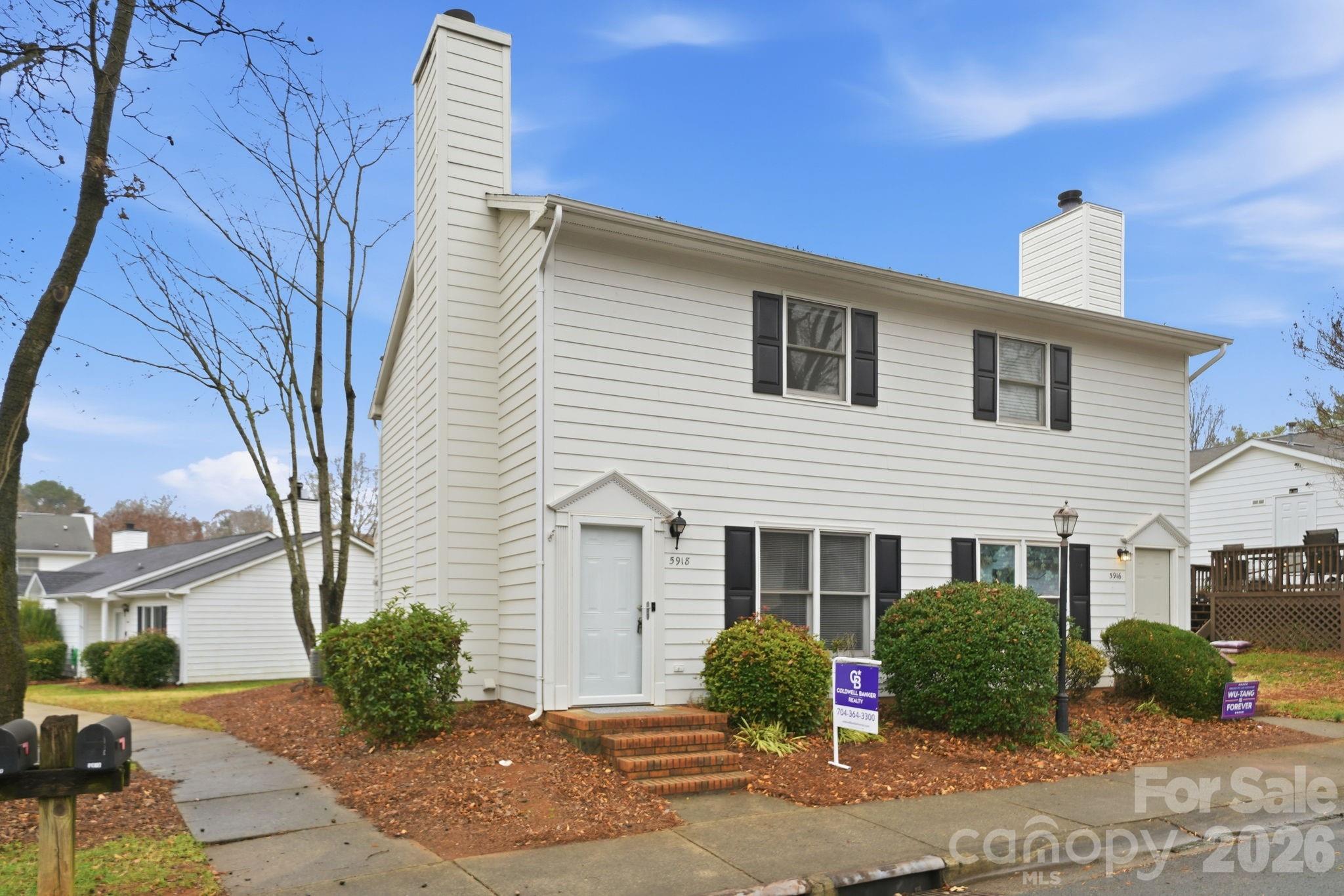 5918 Crape Myrtle Lane Property Photo 2