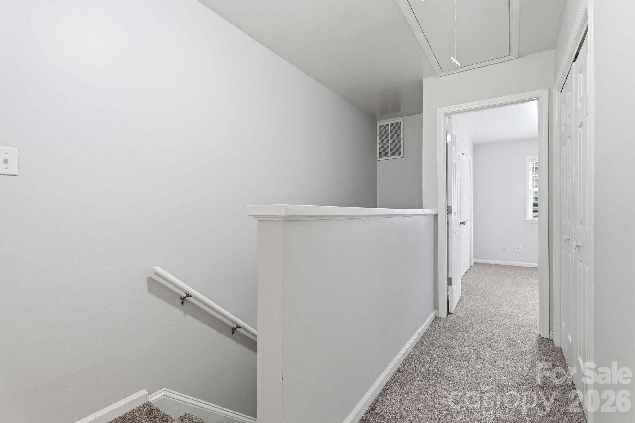 5918 Crape Myrtle Lane Property Photo 12