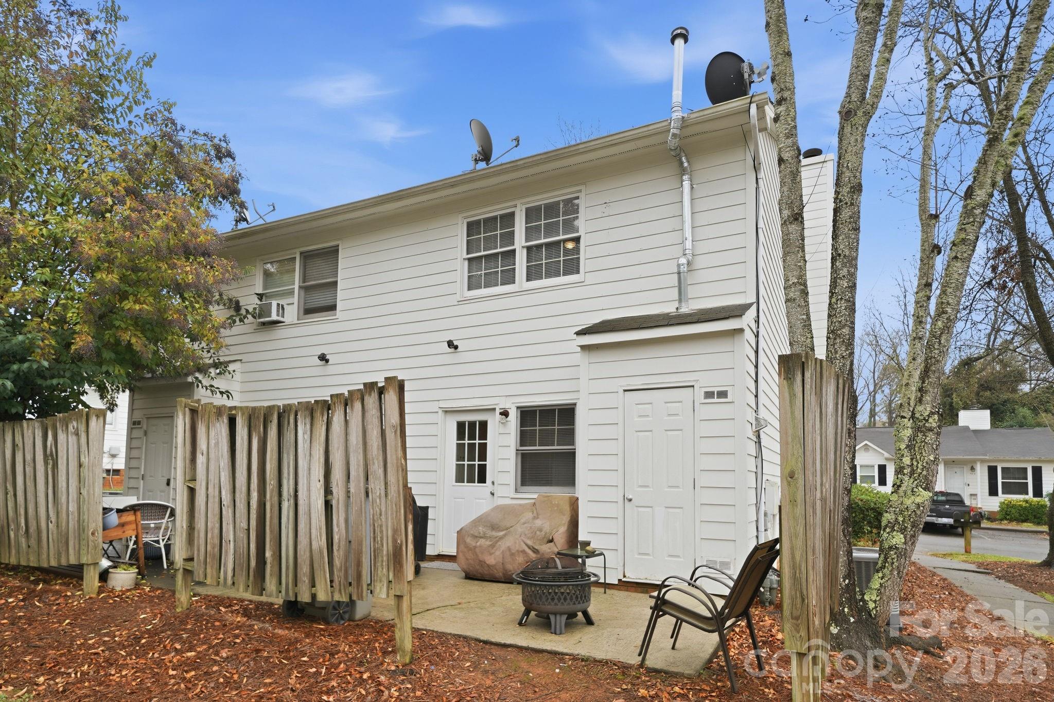 5918 Crape Myrtle Lane Property Photo 21