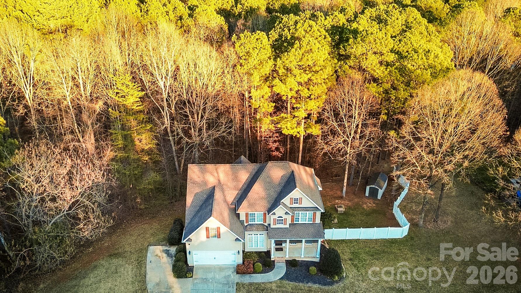 214 Harbor Landing Drive Property Photo 2