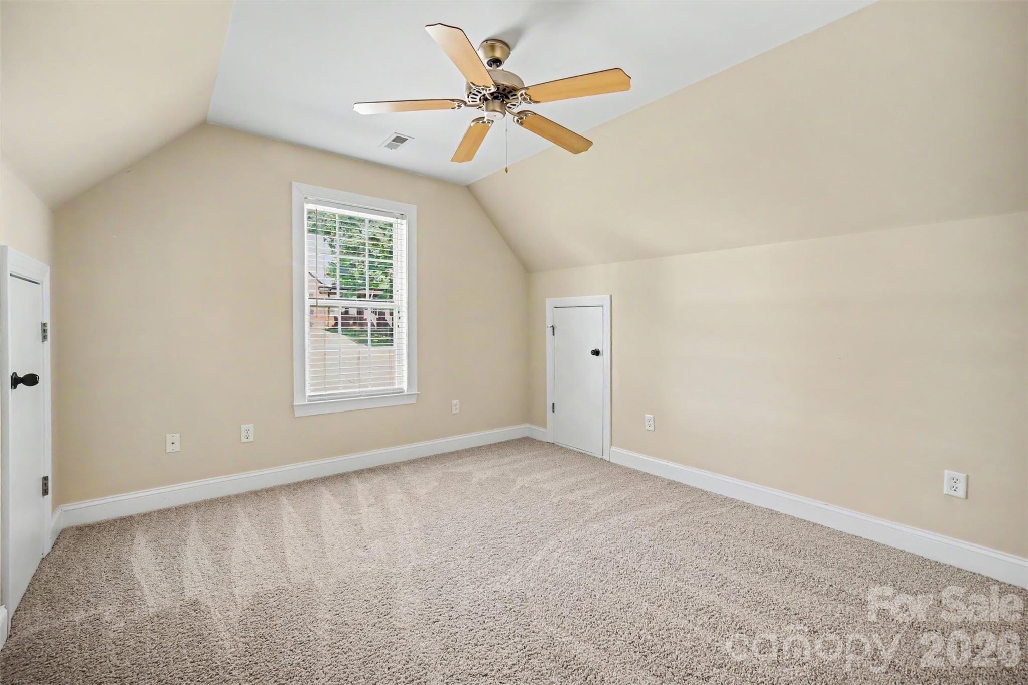 214 Harbor Landing Drive Property Photo 30