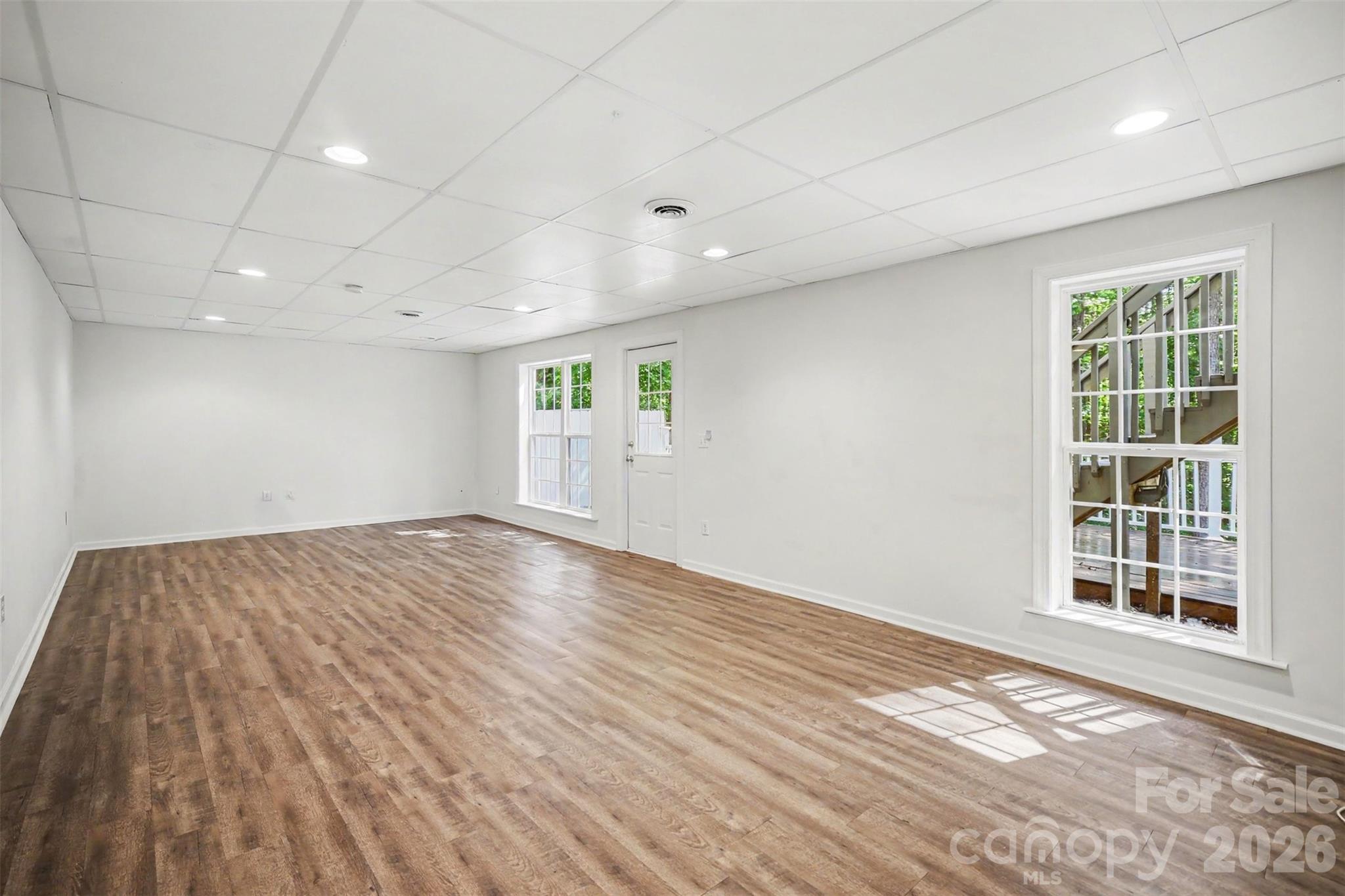 214 Harbor Landing Drive Property Photo 35