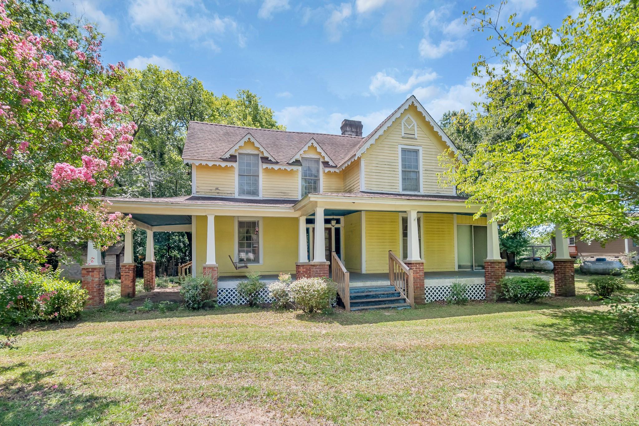 1801 Overbrook Road Property Photo 1