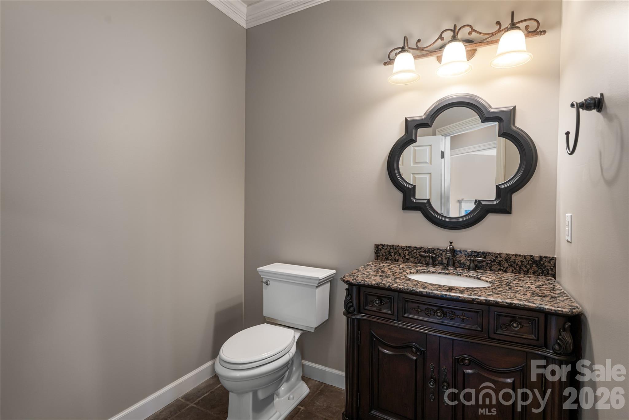 98 Sovereign Lane Property Photo 19