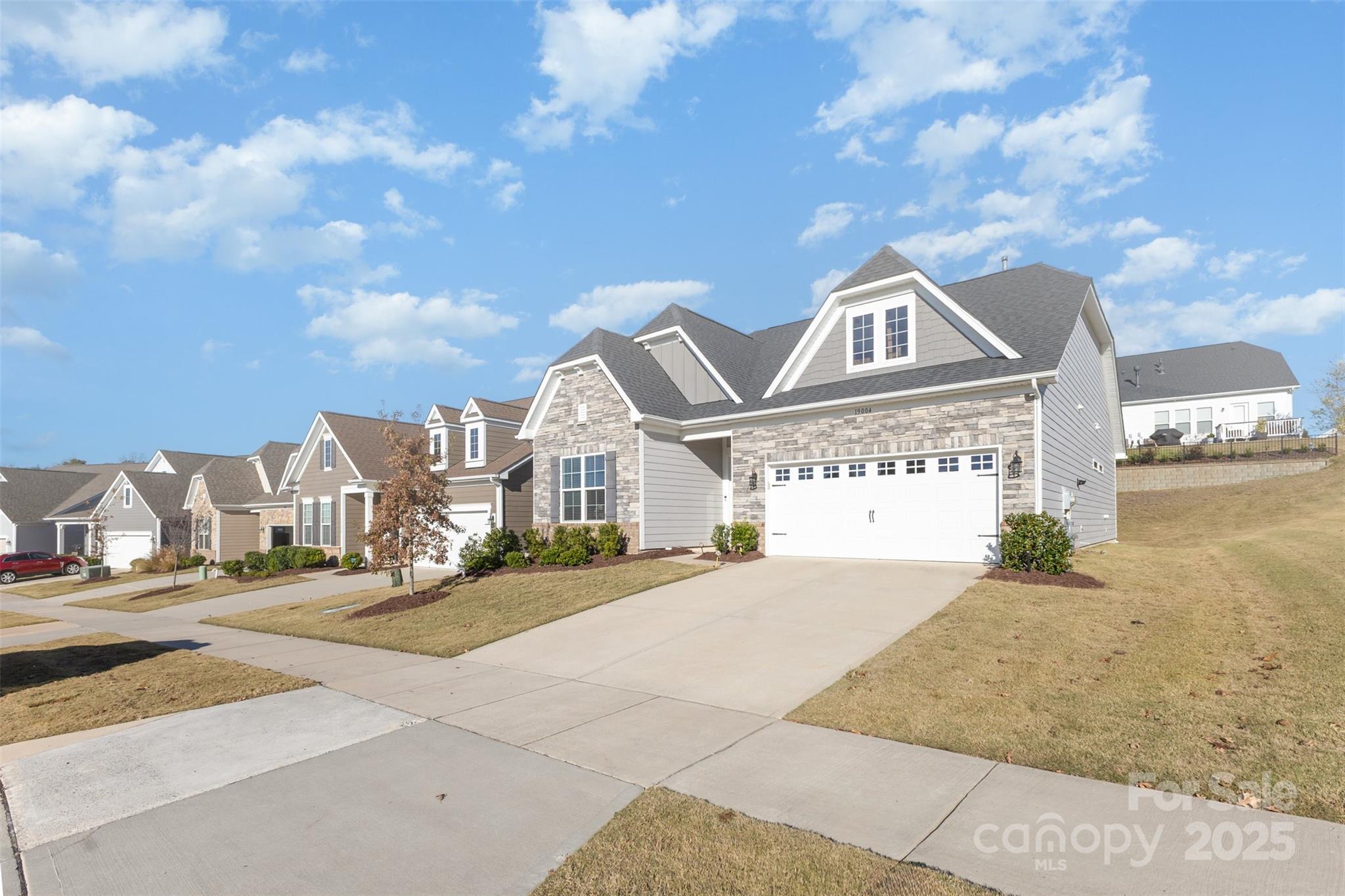 19004 Dry Narrows Way Property Photo 5