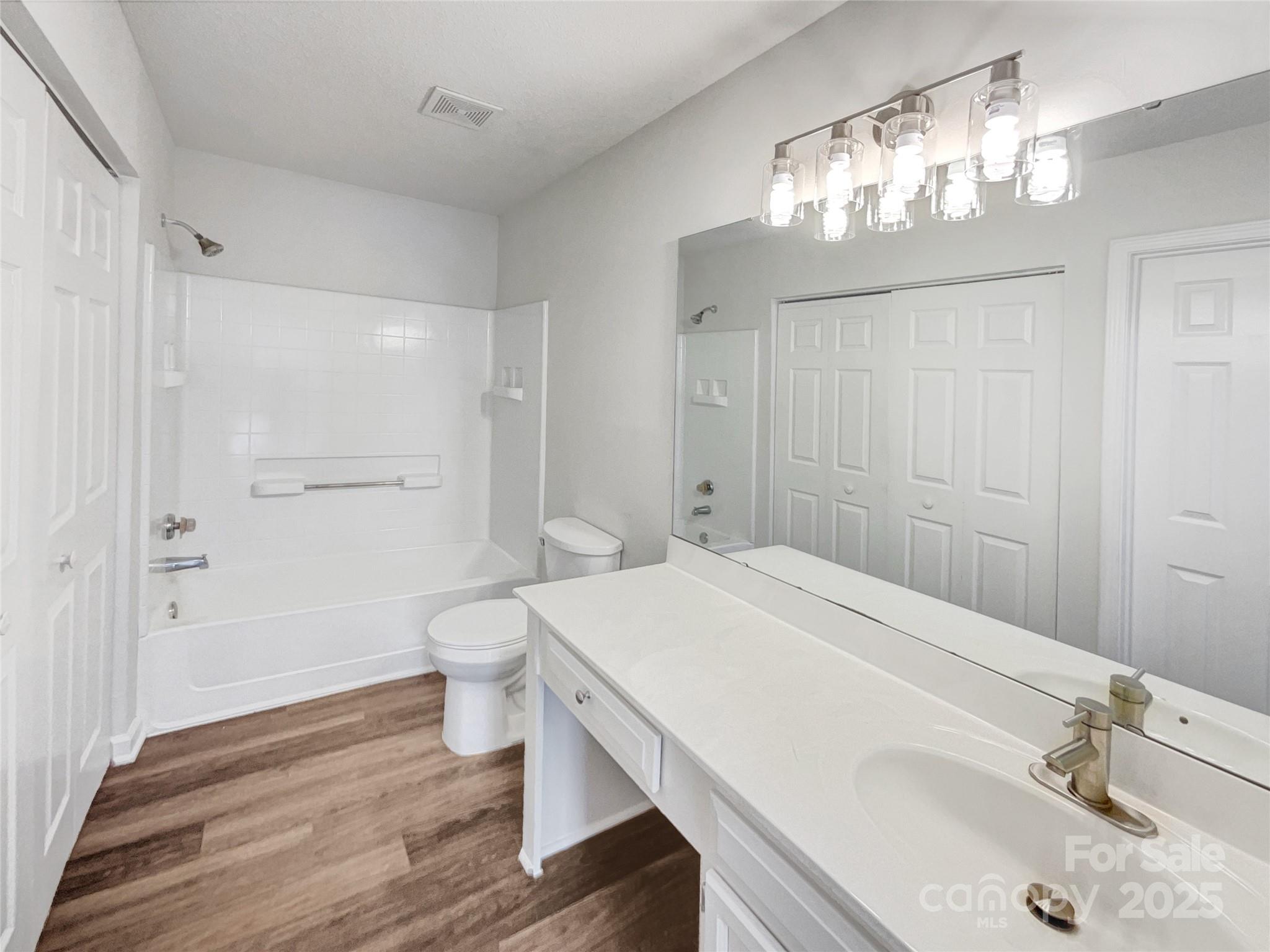 9028 Four Mile Creek Road Property Photo 6