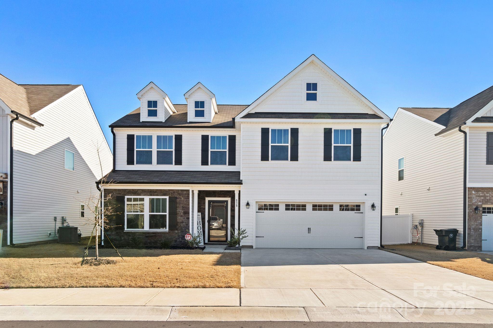 838 Foxglove Lane Property Photo 1