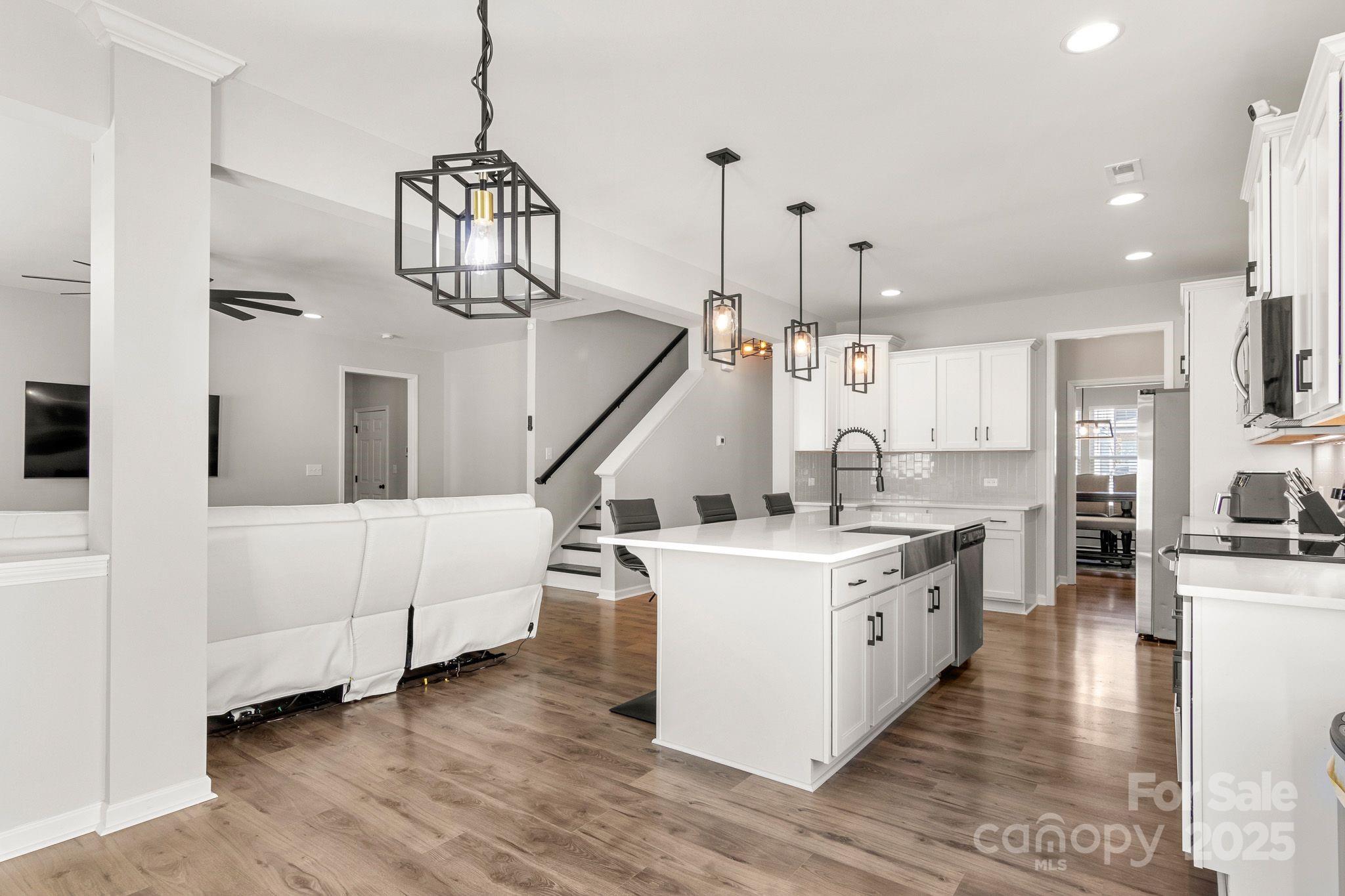 838 Foxglove Lane Property Photo 15