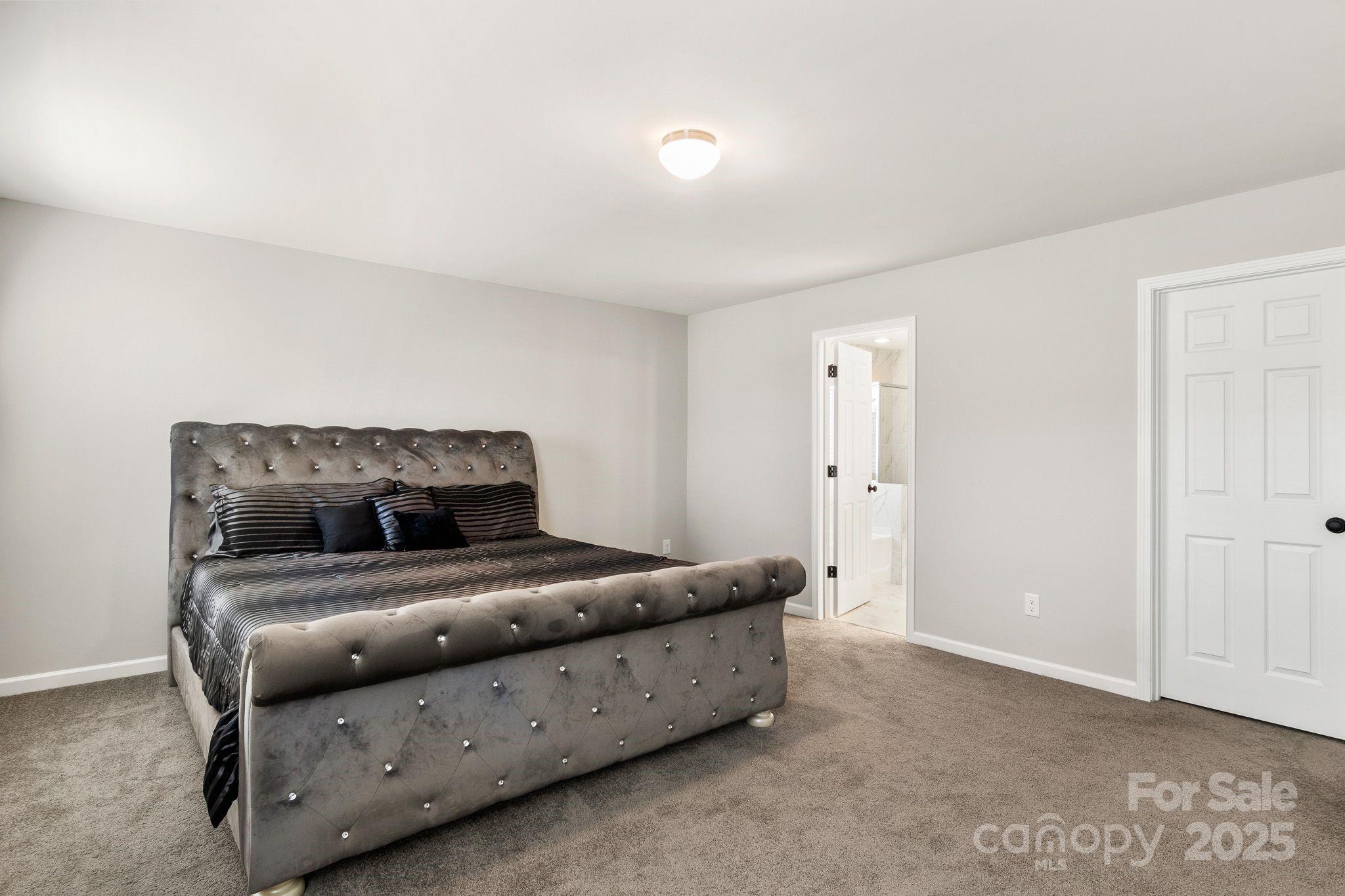 838 Foxglove Lane Property Photo 37