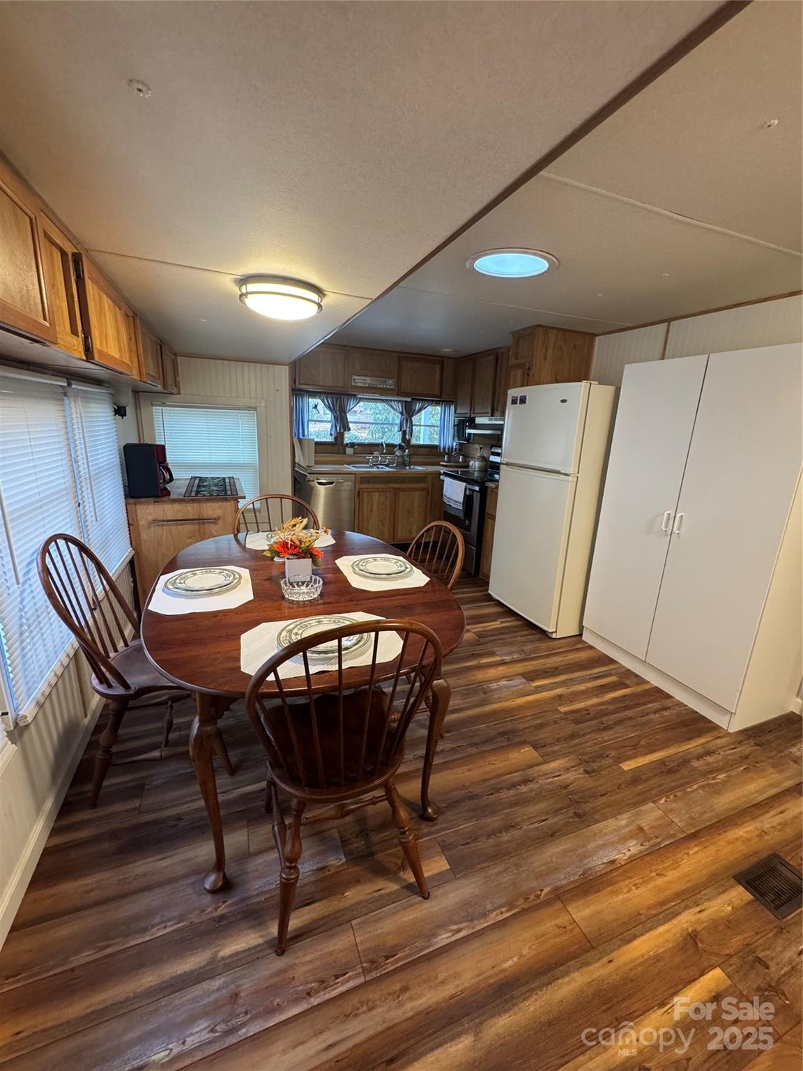 103 Teaberry Lane Property Photo 10