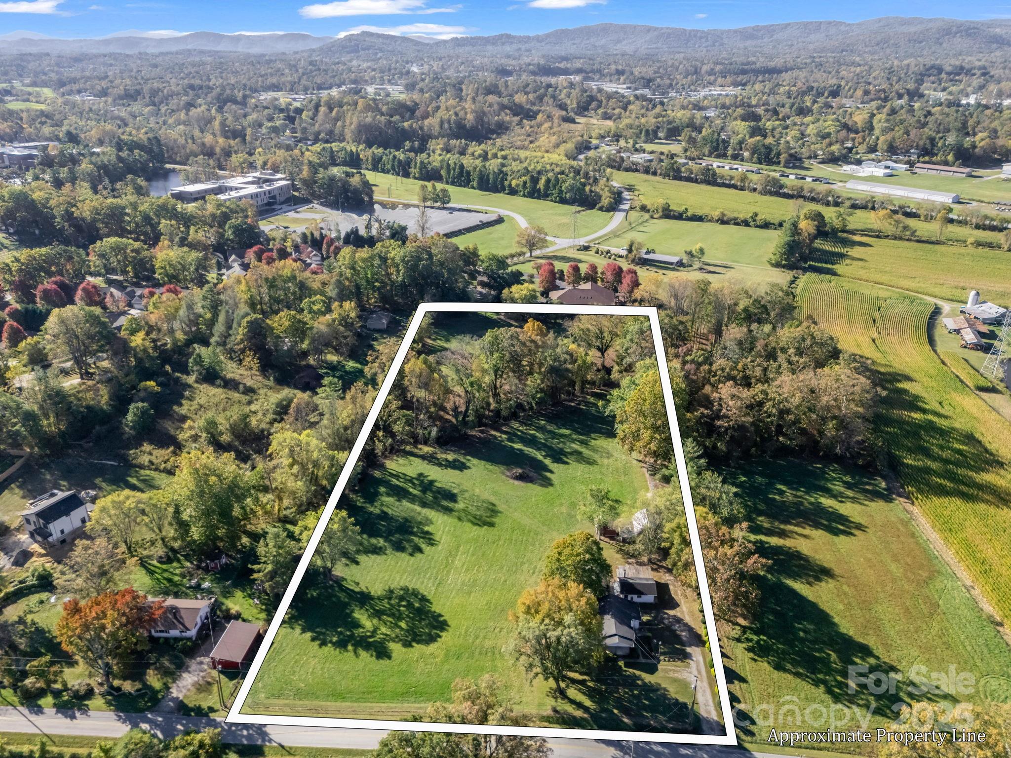 628 New Hope Road Property Photo 4