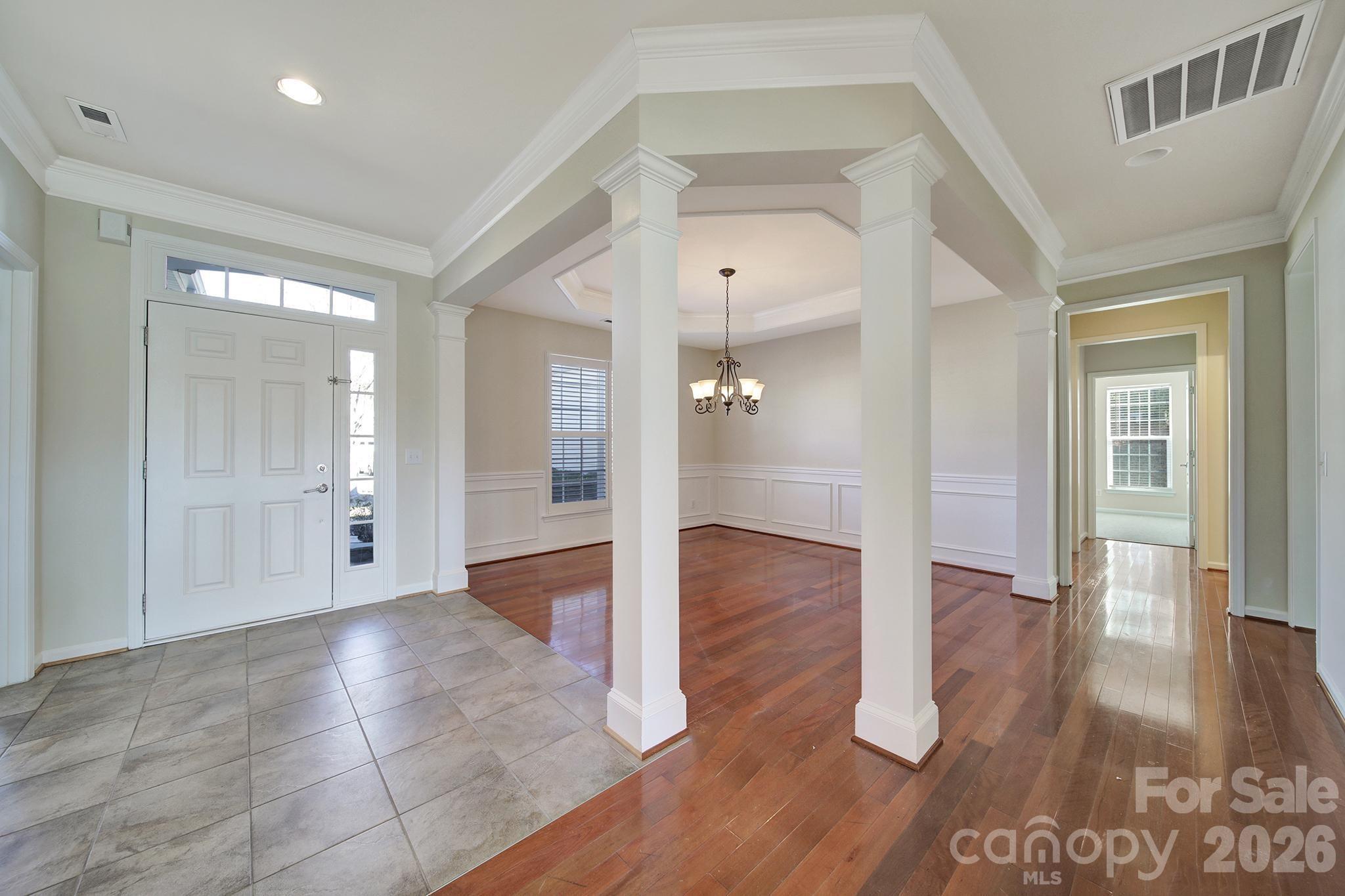 10411 Bethpage Drive Property Photo 4