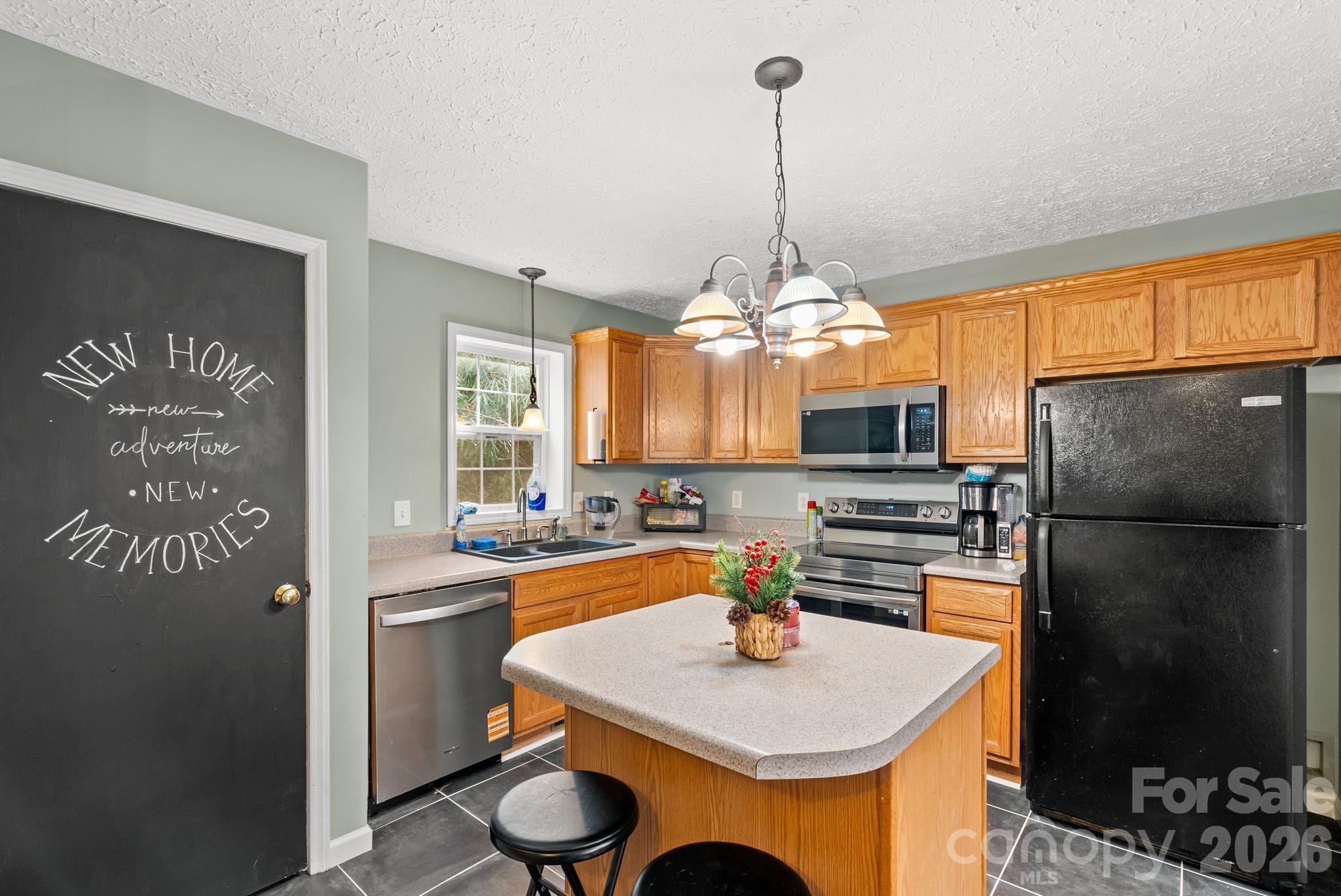 842 Grouse Road Property Photo 6