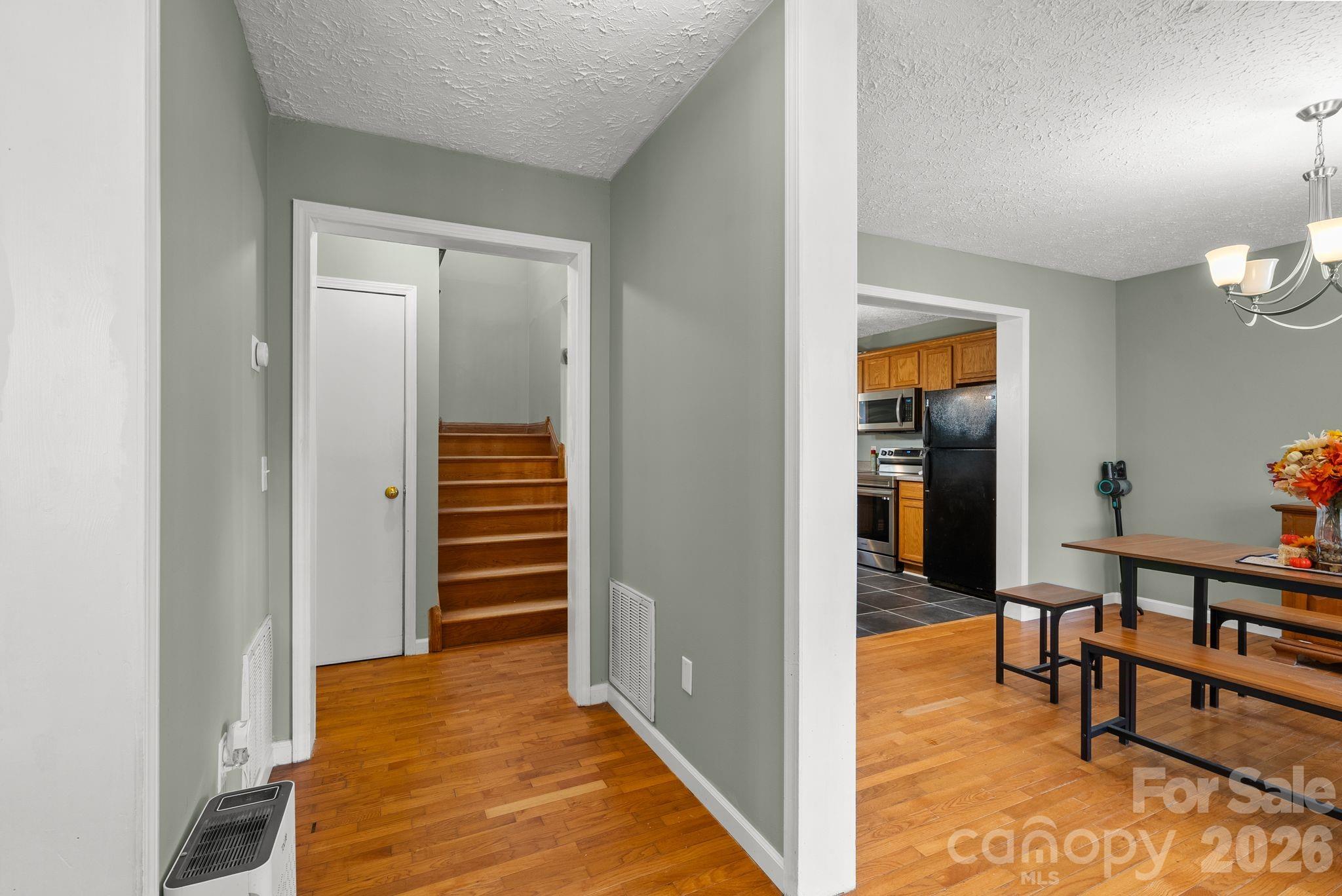842 Grouse Road Property Photo 8