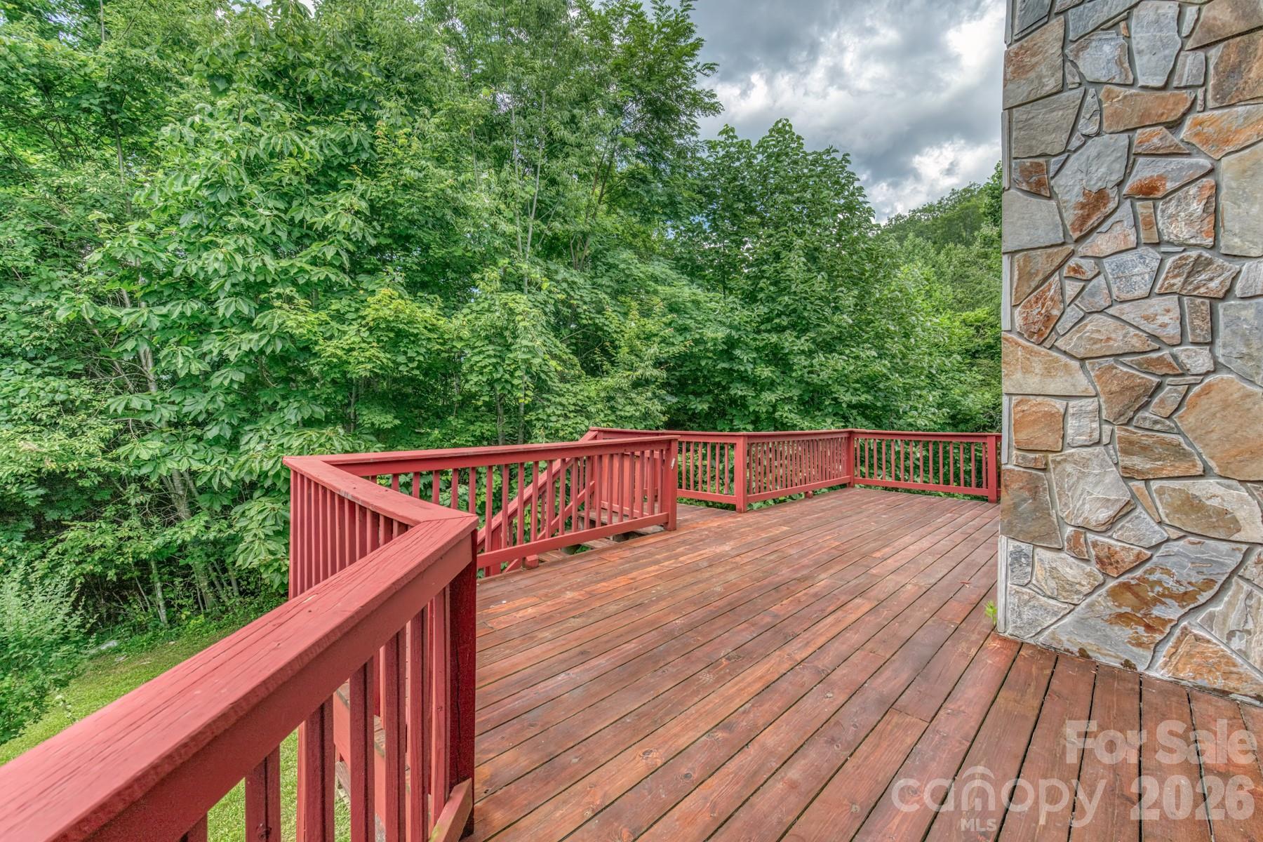 5023 Elk Park Highway Property Photo 24