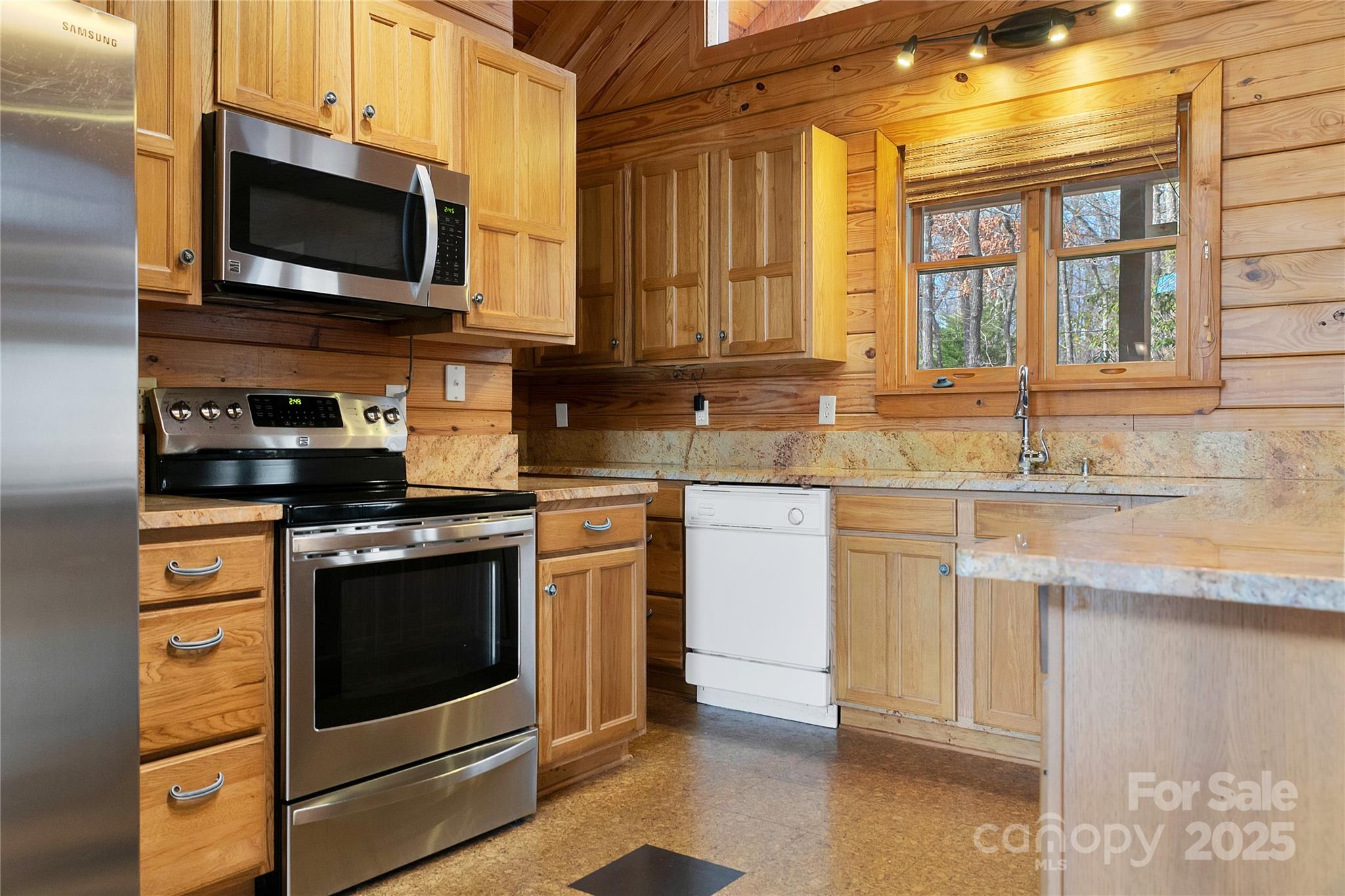 42 Tsitsi Court Property Photo 20
