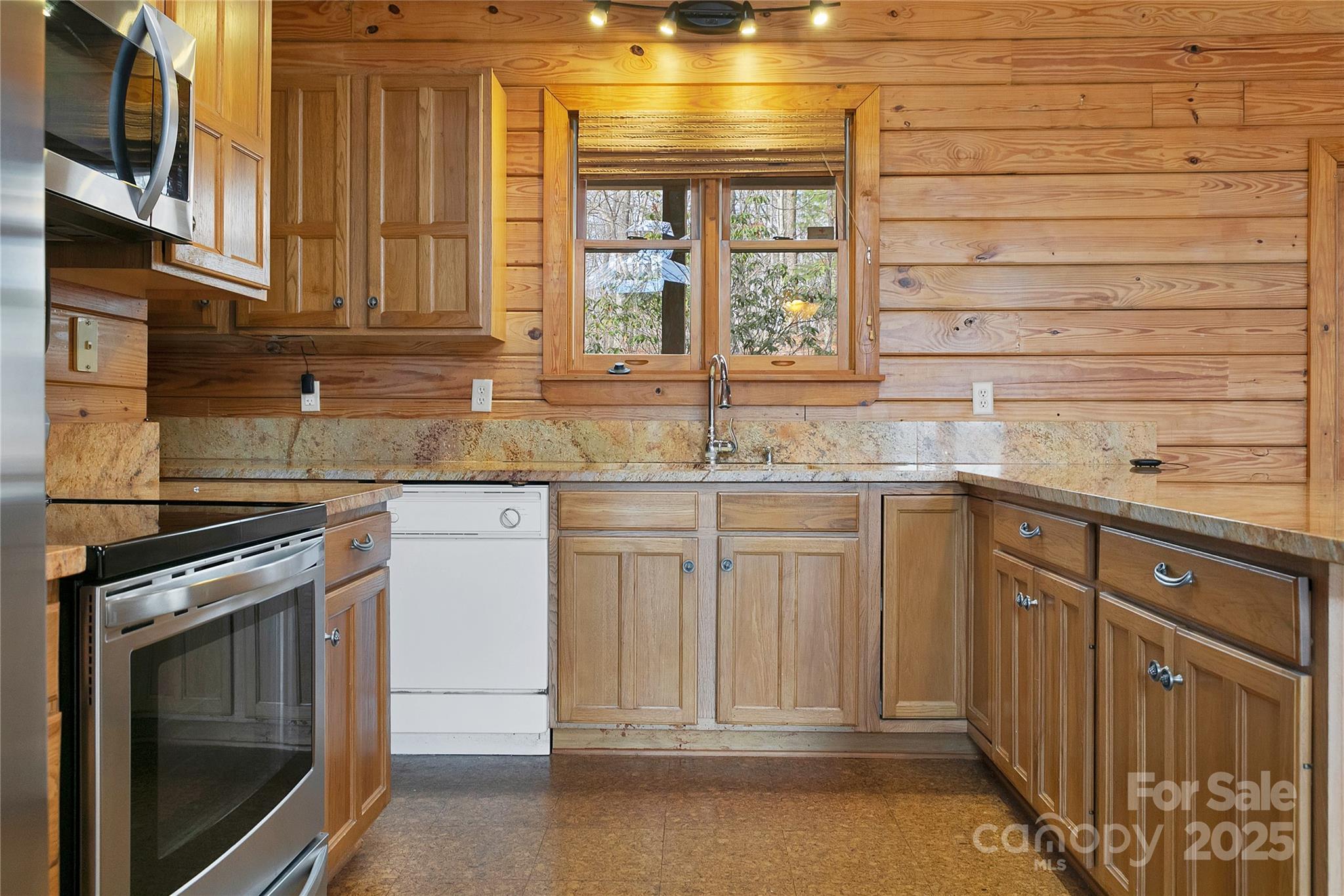 42 Tsitsi Court Property Photo 21