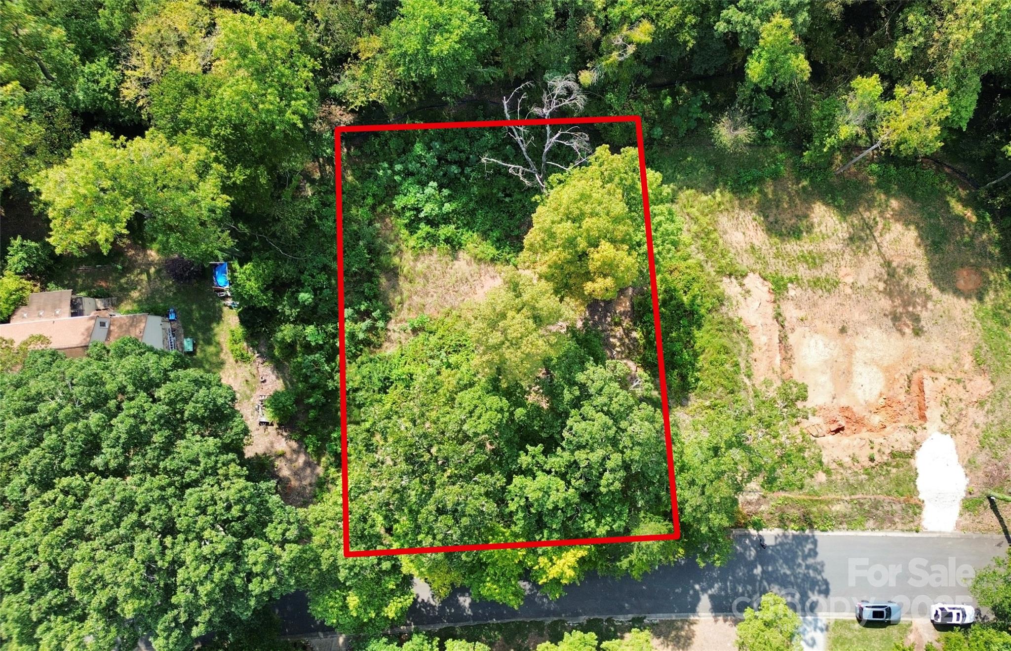 130 Club Drive Property Photo 3