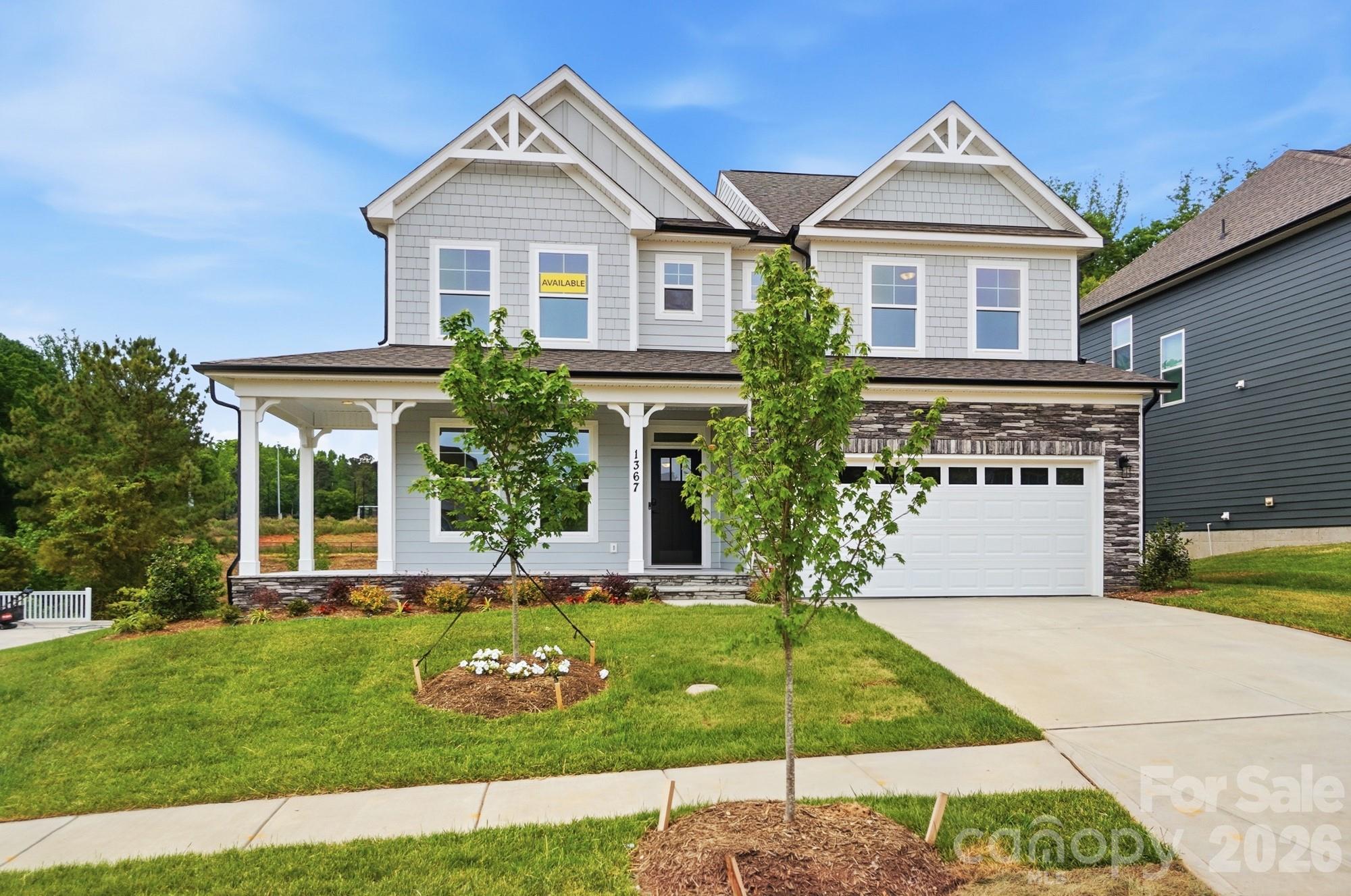 1367 Knob Creek Drive Property Photo 2