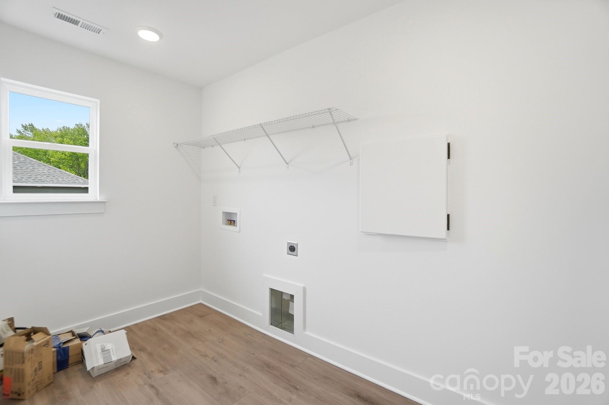 1367 Knob Creek Drive Property Photo 32