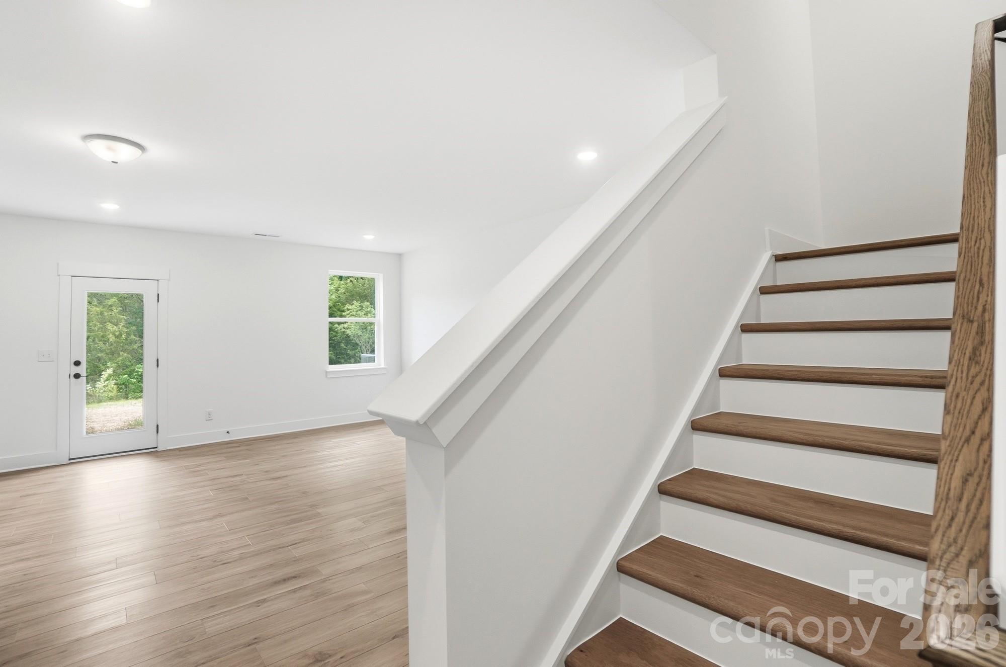 1367 Knob Creek Drive Property Photo 39