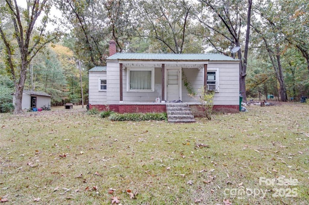 1608 Main Street Property Photo 8