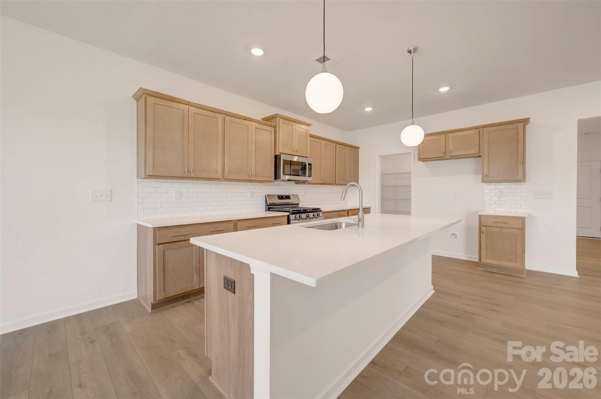 2181 Clifton Road Property Photo 7