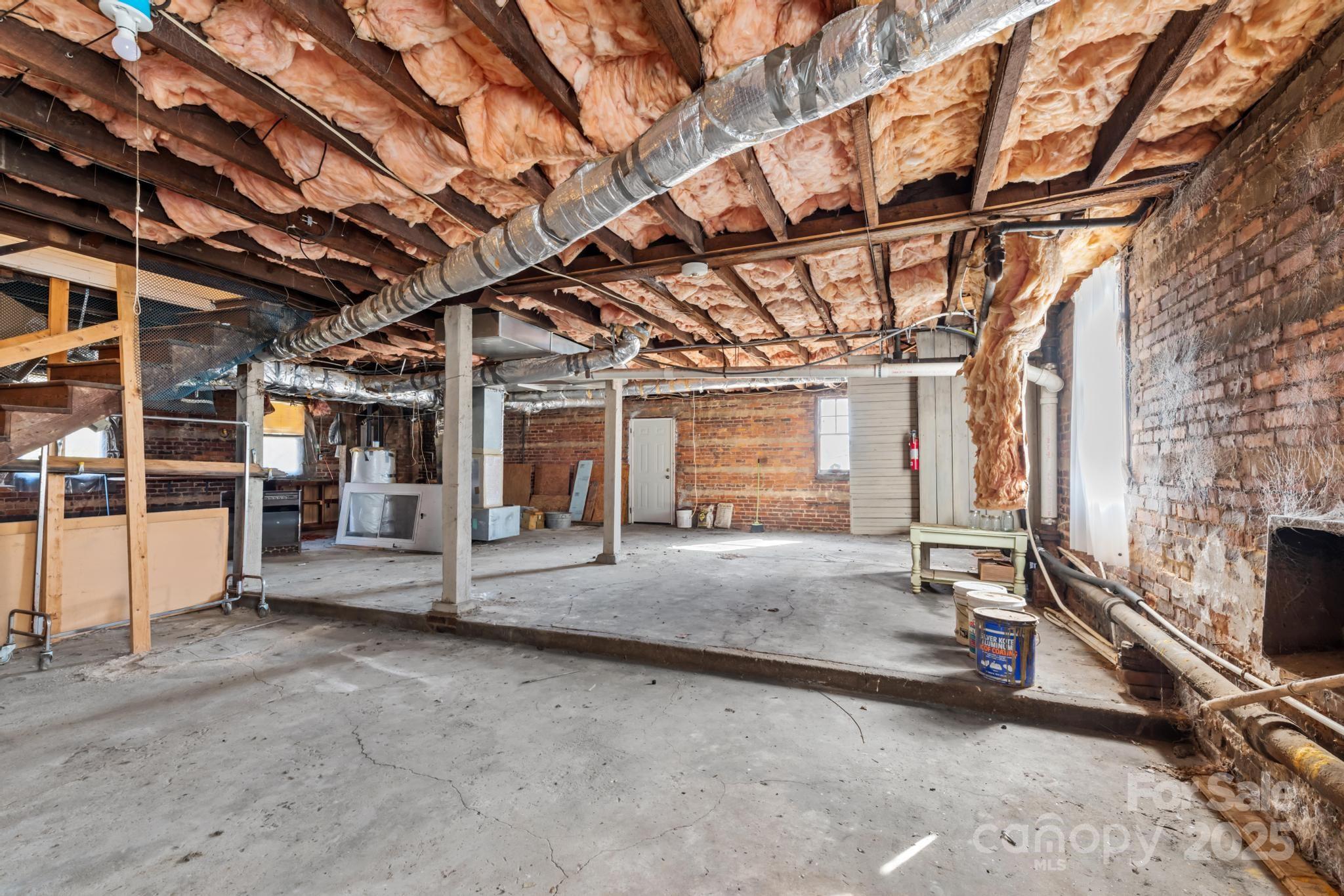 1011 Ashe Avenue Property Photo 38