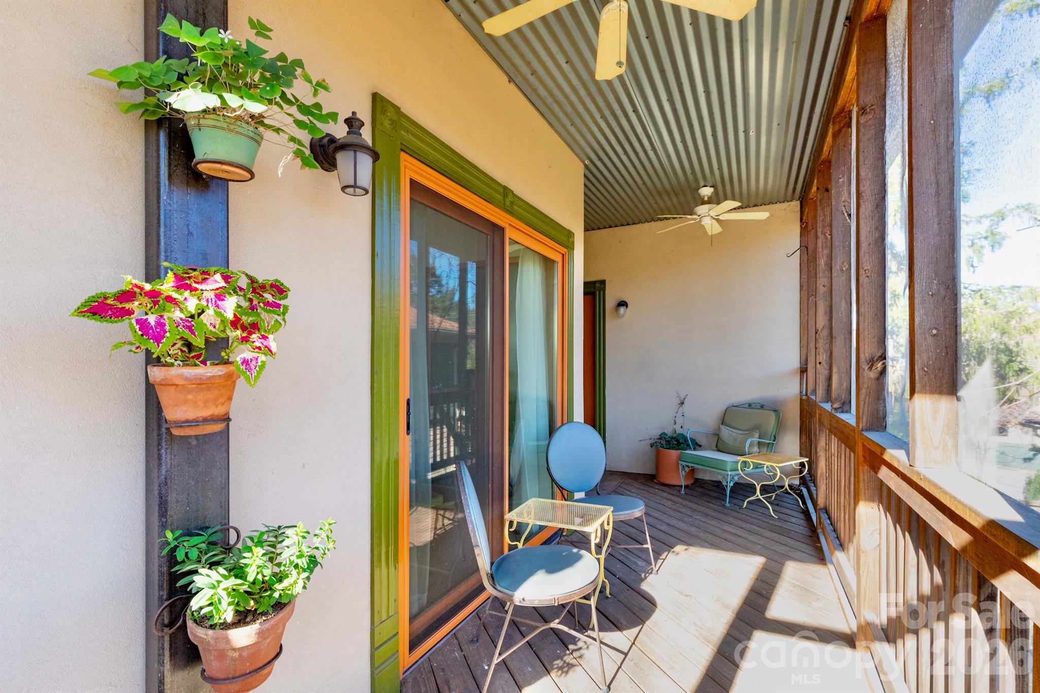 297 Hillside Street Property Photo 16
