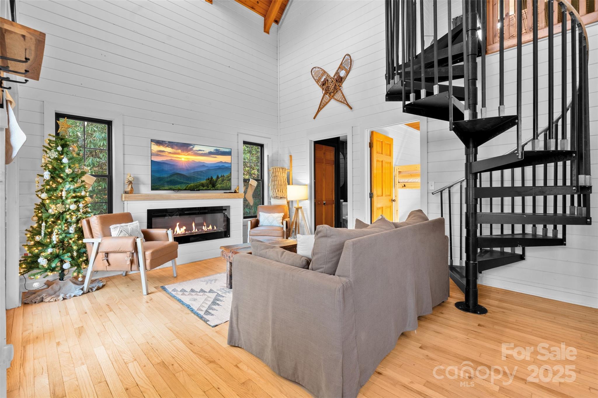 100 Bear Den Mountain View Drive 2 Property Photo 6