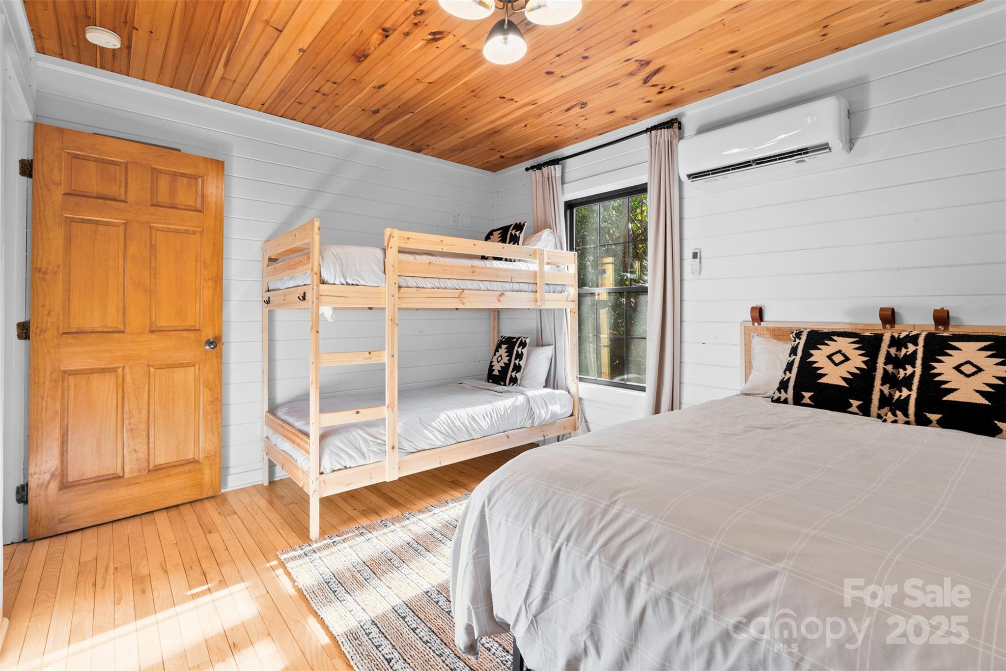 100 Bear Den Mountain View Drive 2 Property Photo 11