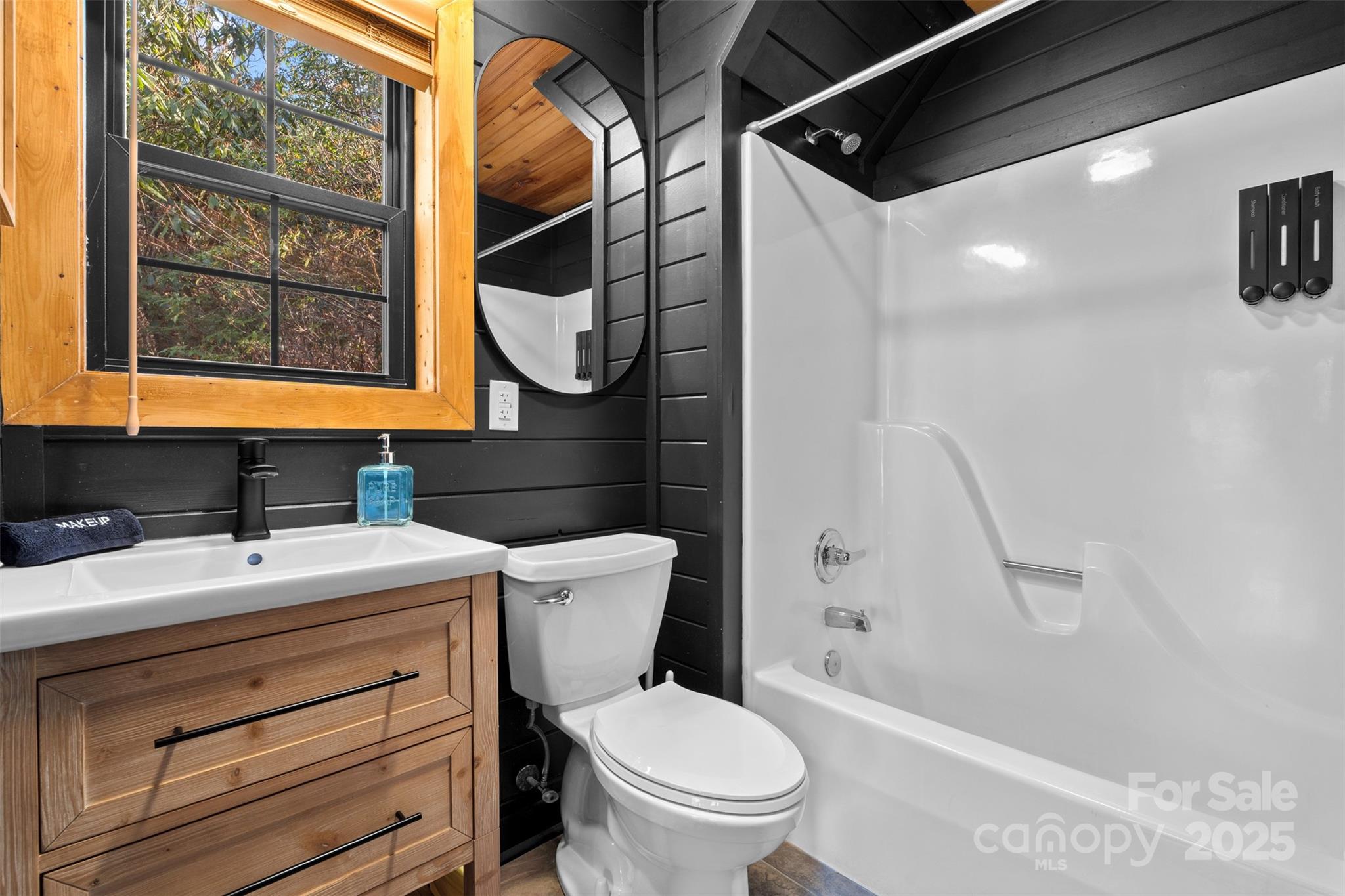 100 Bear Den Mountain View Drive 2 Property Photo 13
