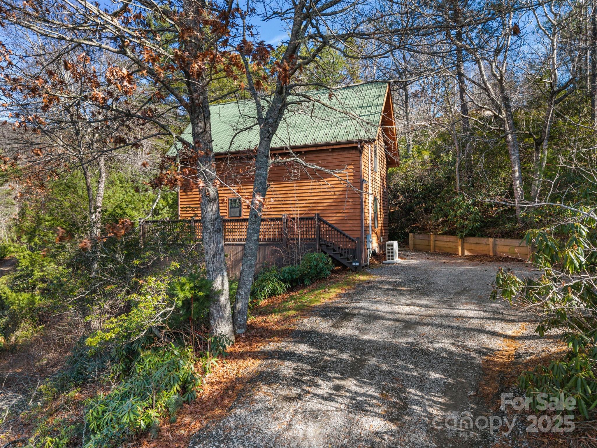 100 Bear Den Mountain View Drive 2 Property Photo 28