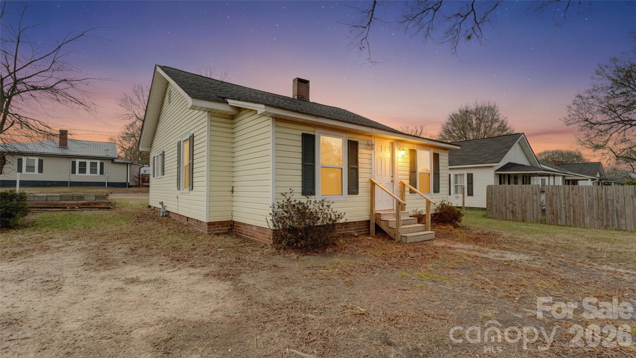 1003 N Cannon Boulevard Property Photo 2