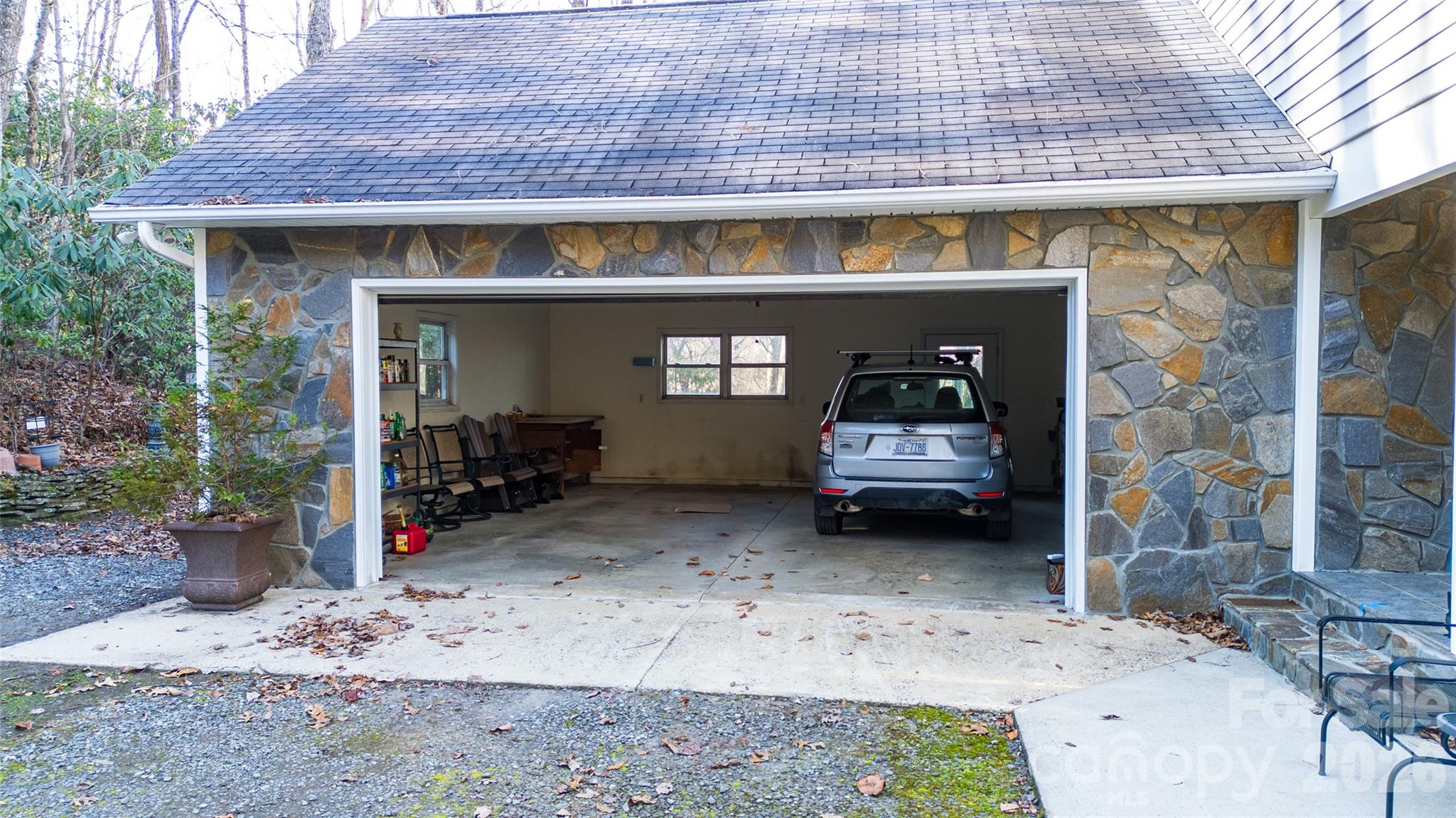 194 Ridgeview Drive Property Photo 4