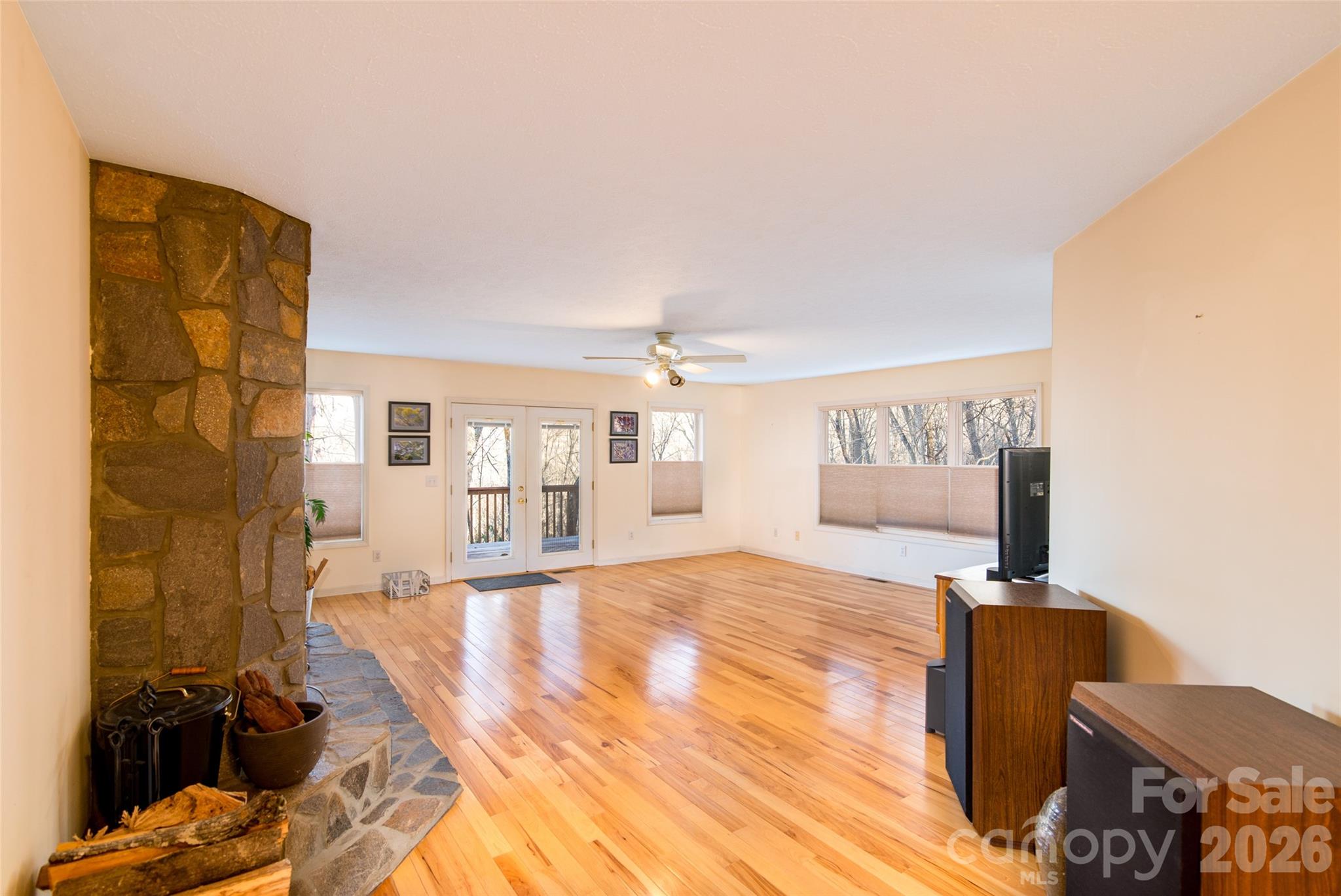 194 Ridgeview Drive Property Photo 11