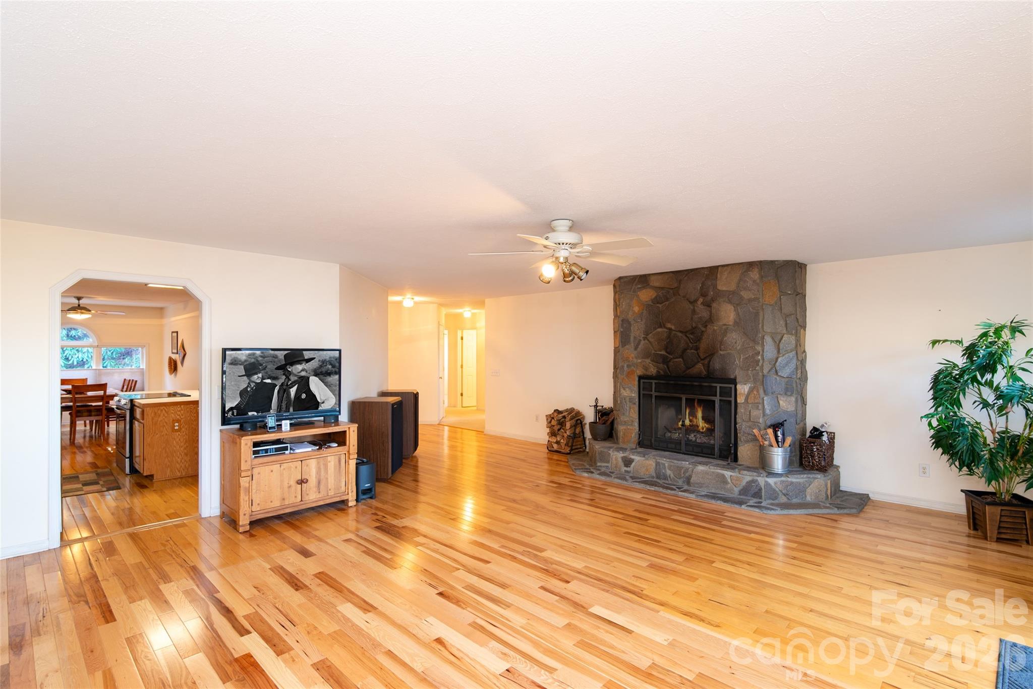 194 Ridgeview Drive Property Photo 13