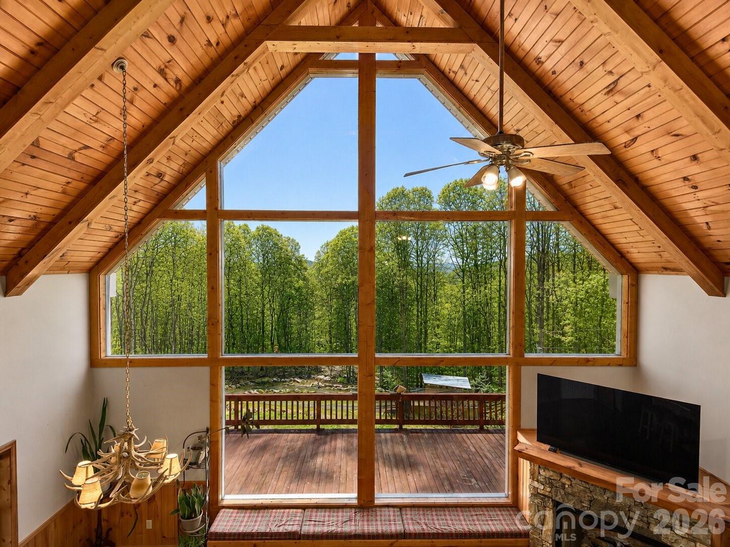 575 Twin Brook Drive Property Photo 2