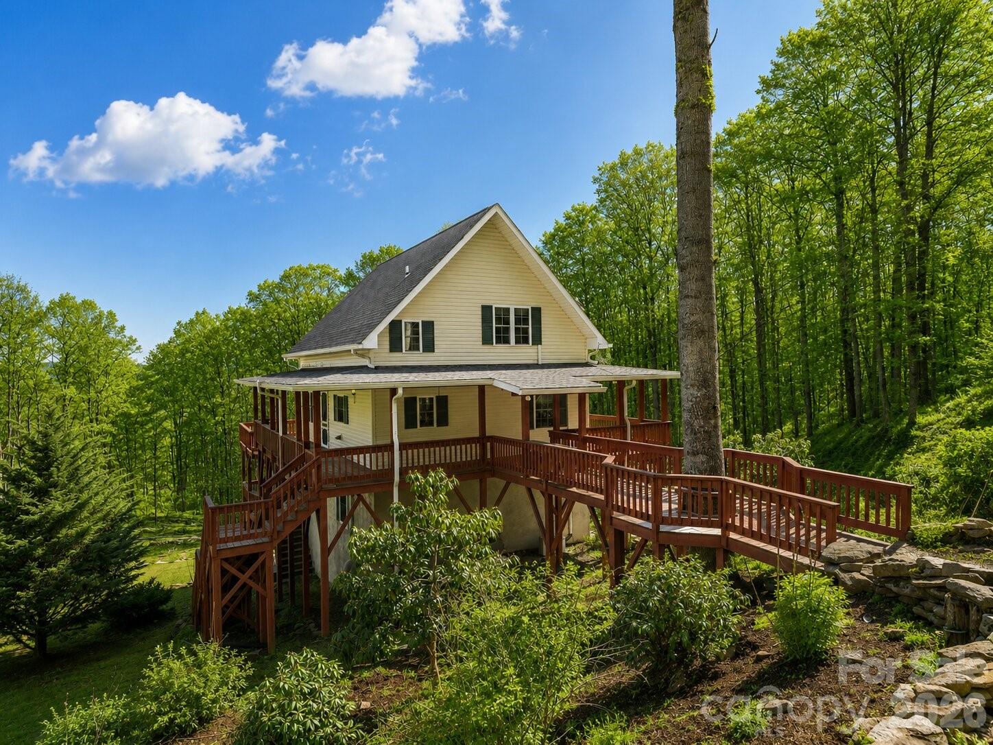 575 Twin Brook Drive Property Photo 7