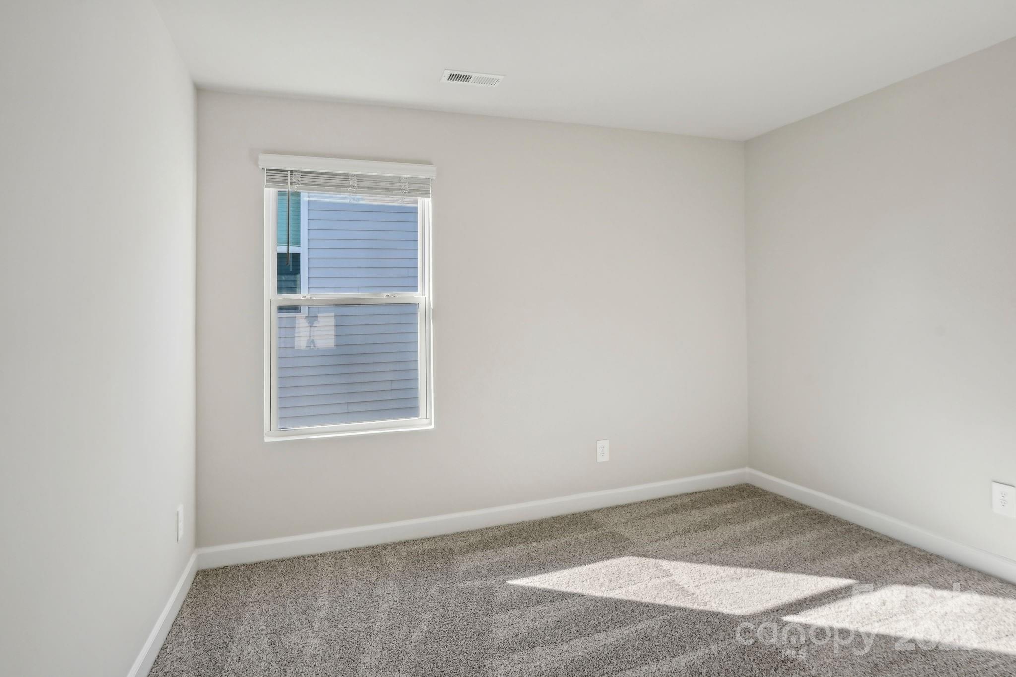 5033 Poplin Valley Property Photo 18