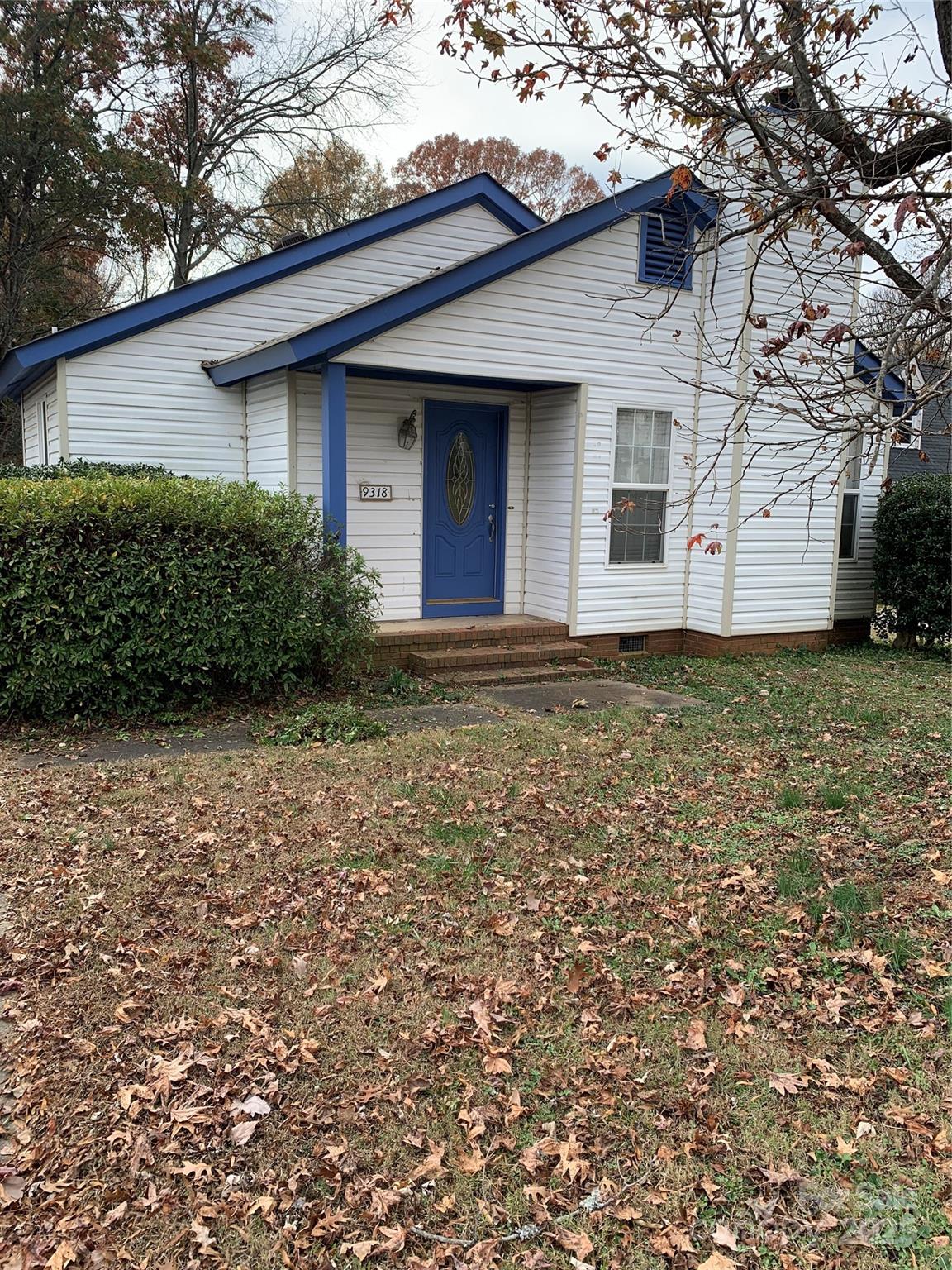 9318 Winter Elm Lane Property Photo 1