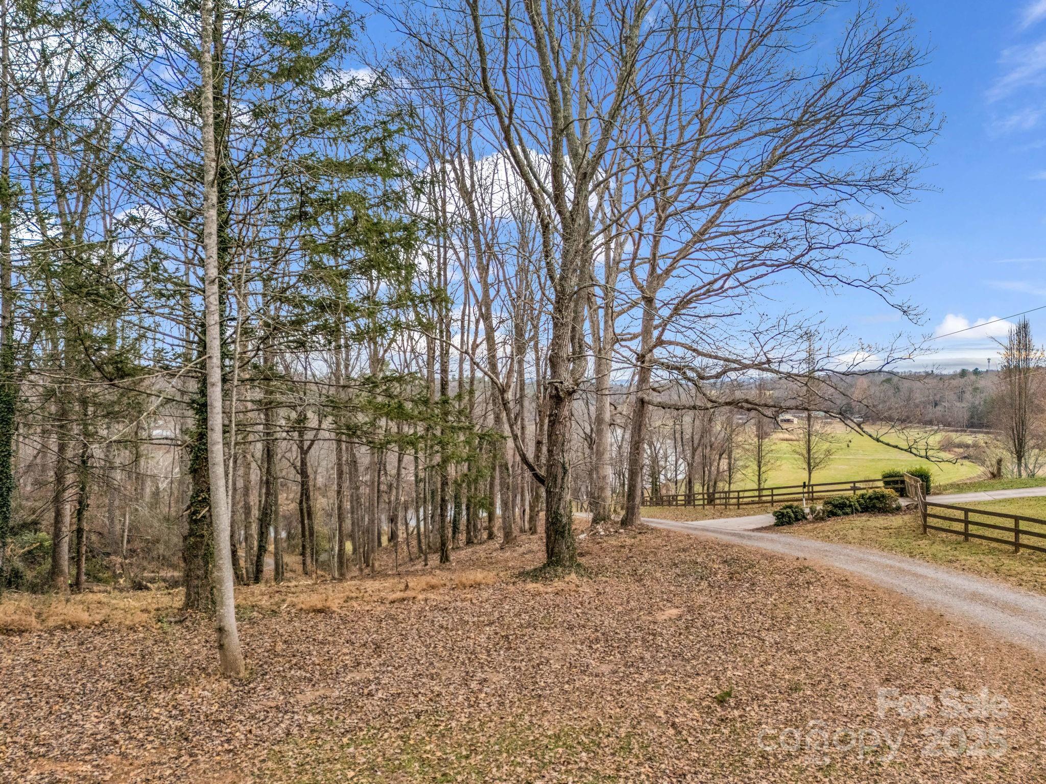 660 Glenn Bridge Road Property Photo 3