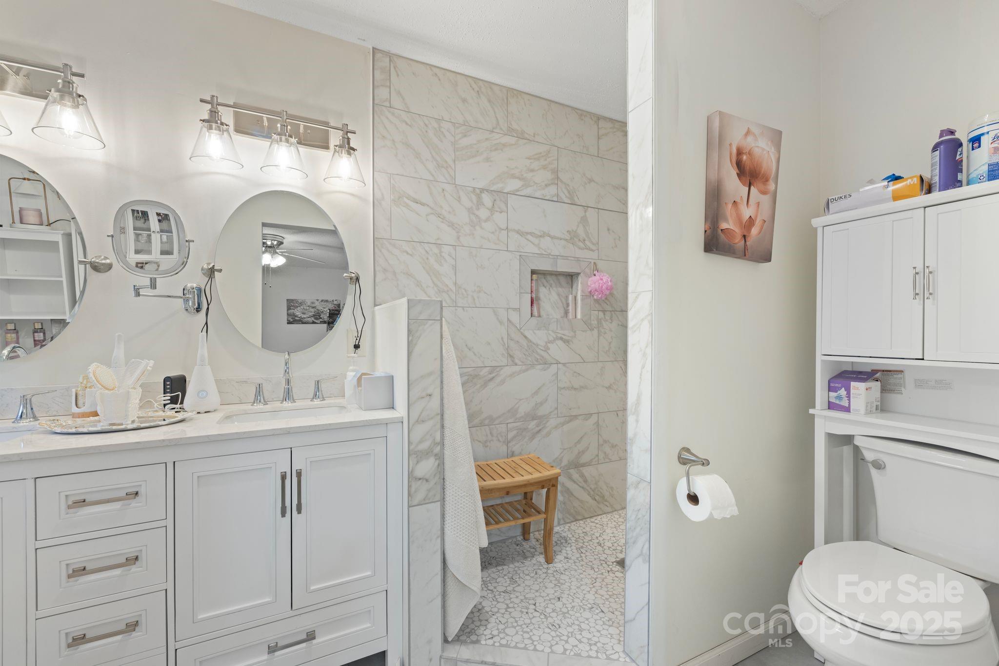 100 Lindsay Drive Property Photo 18
