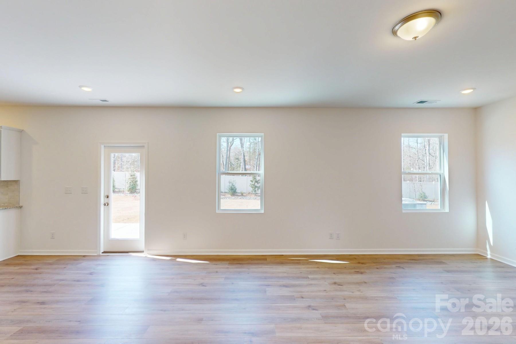 500 Willoughby Park Drive Property Photo 14