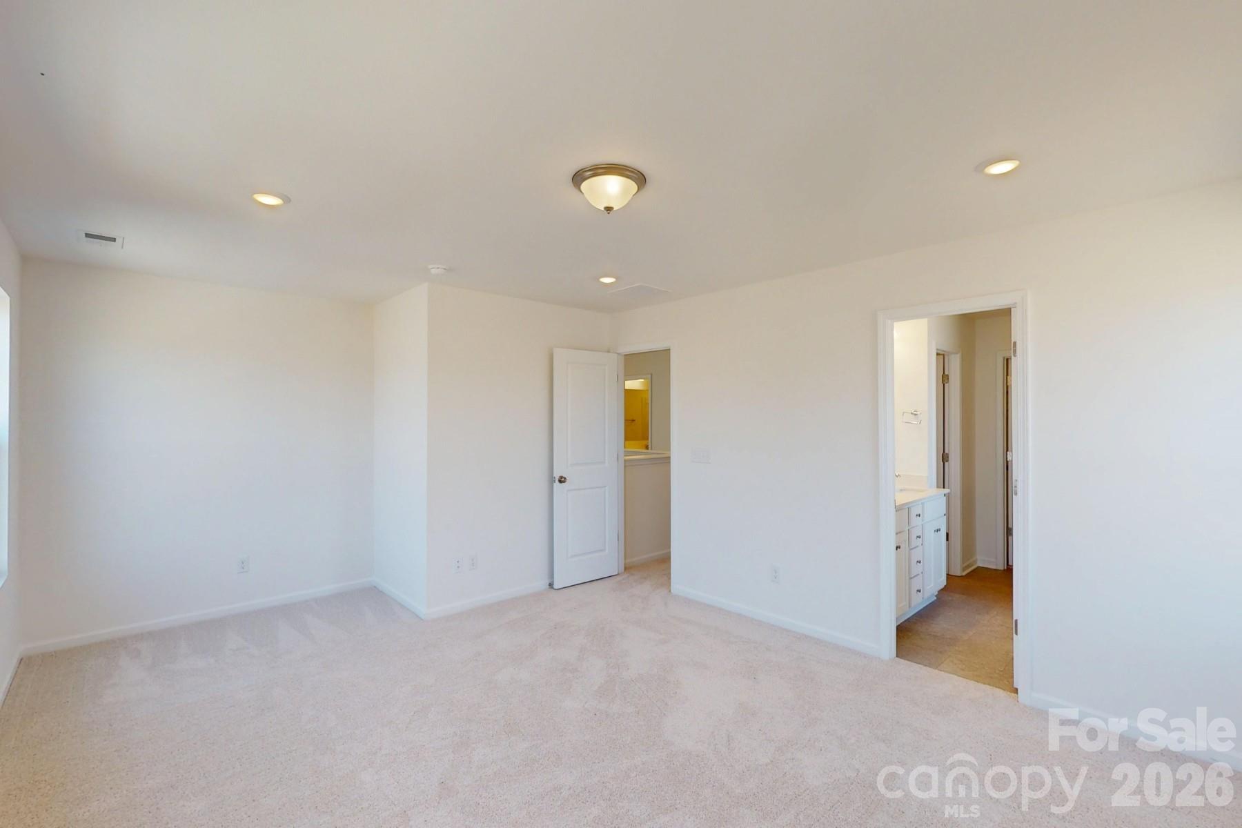 500 Willoughby Park Drive Property Photo 33