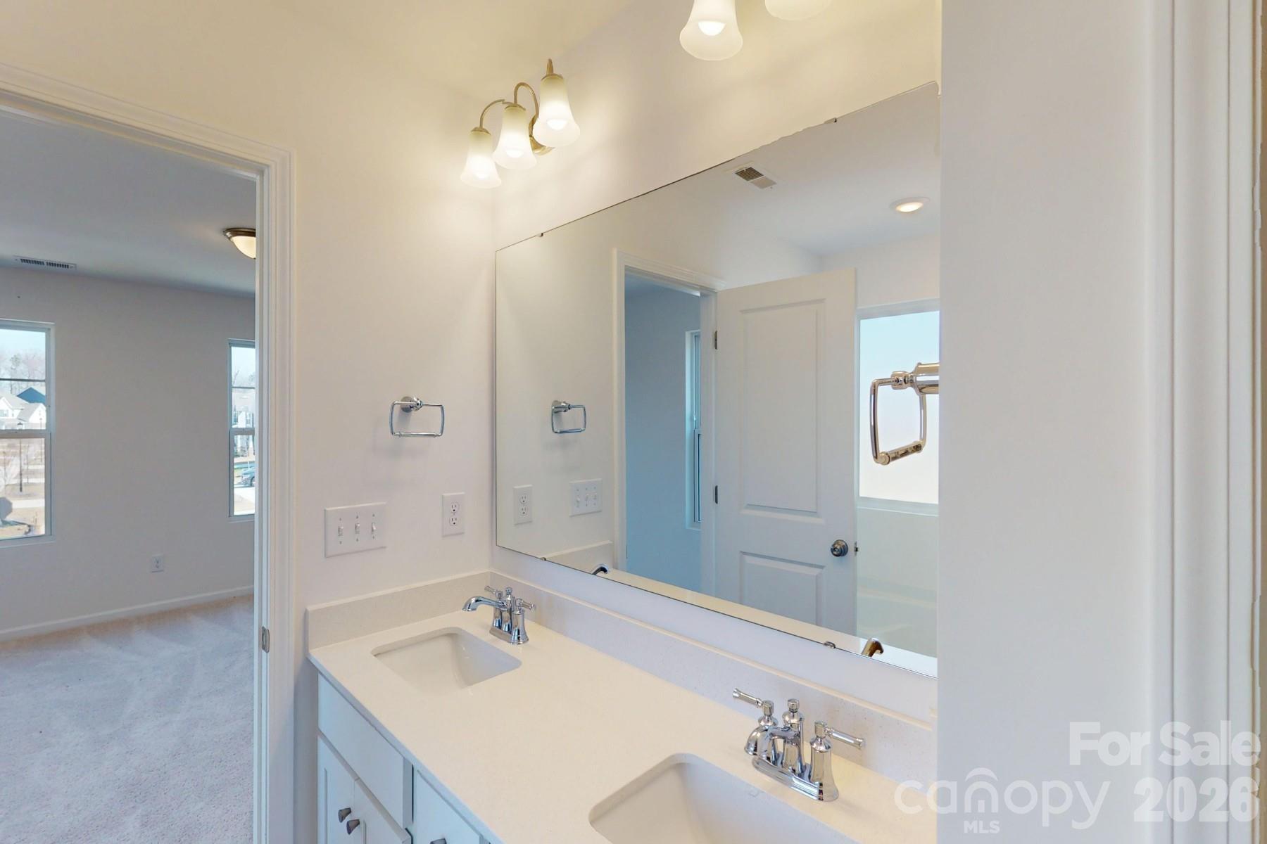 500 Willoughby Park Drive Property Photo 35
