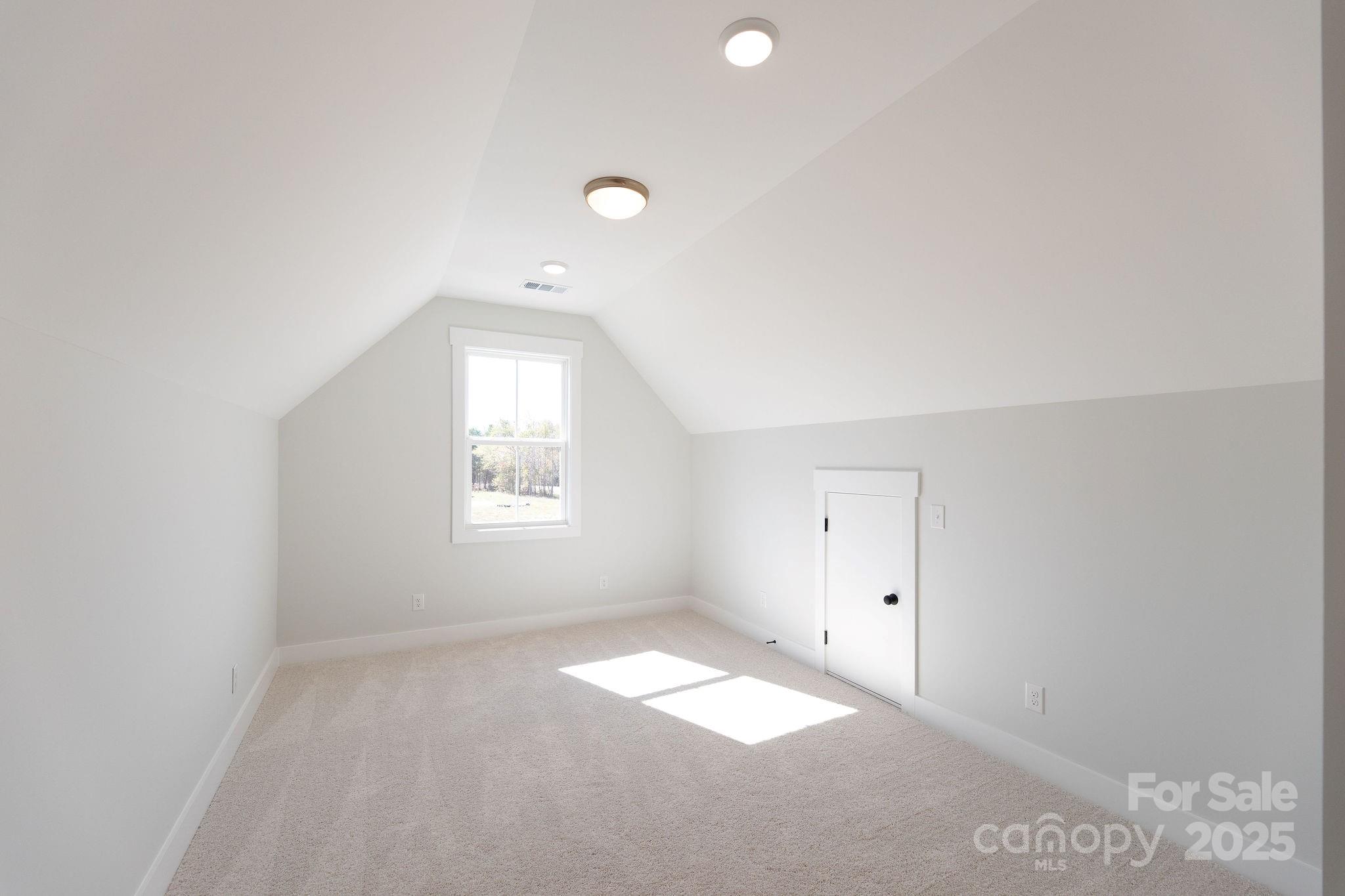 3046 Meadowcrest Drive 69 Property Photo 25