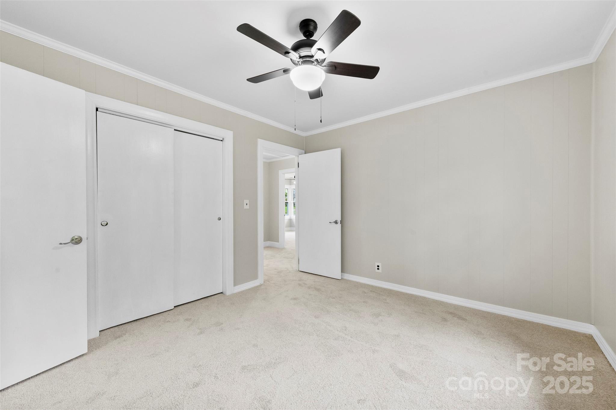 2300 Linwood Road Property Photo 14